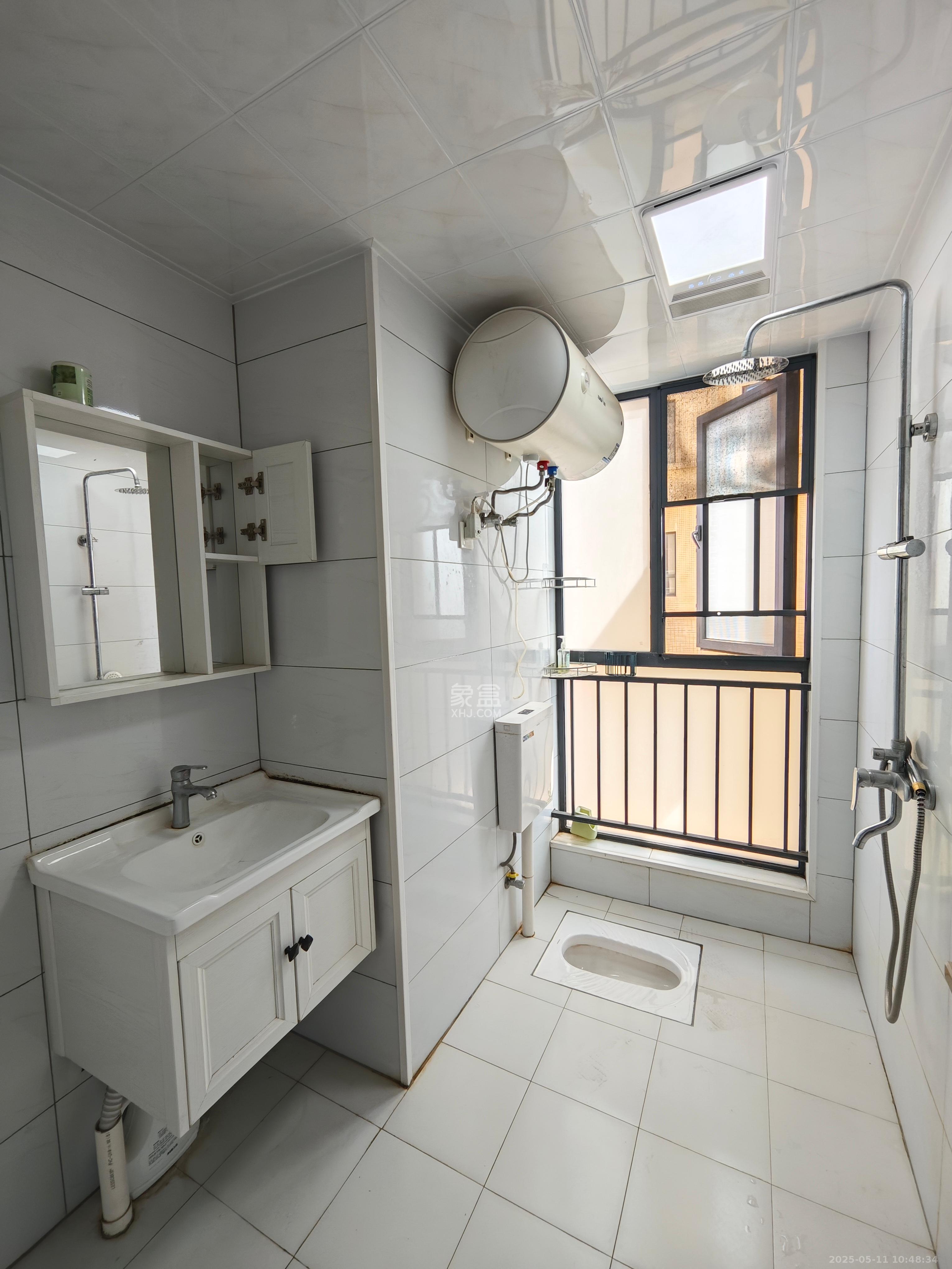 叠彩兰亭 1室1厅1卫 1500.0元/月 叠彩兰亭 1室1厅1卫 1500.0元/月室内图