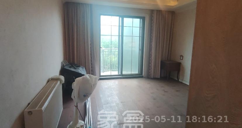 托斯卡纳洋房高层 5室2厅2卫 8000.0元/月 托斯卡纳洋房高层 5室2厅2卫 8000.0元/月室内图