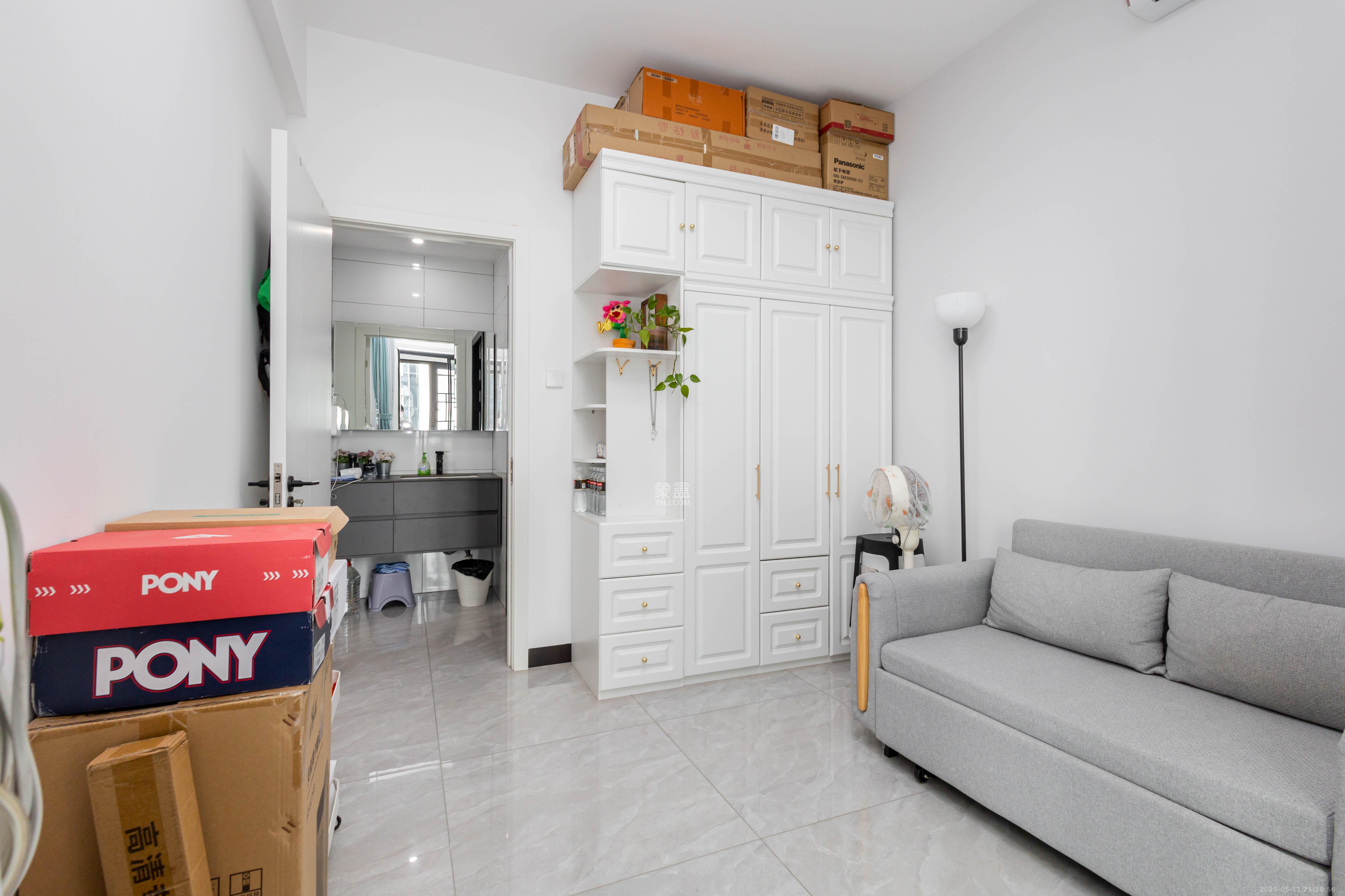 湘域芯城一期  3室2厅2卫    102.0万 湘域芯城一期  3室2厅2卫    102.0万卧室