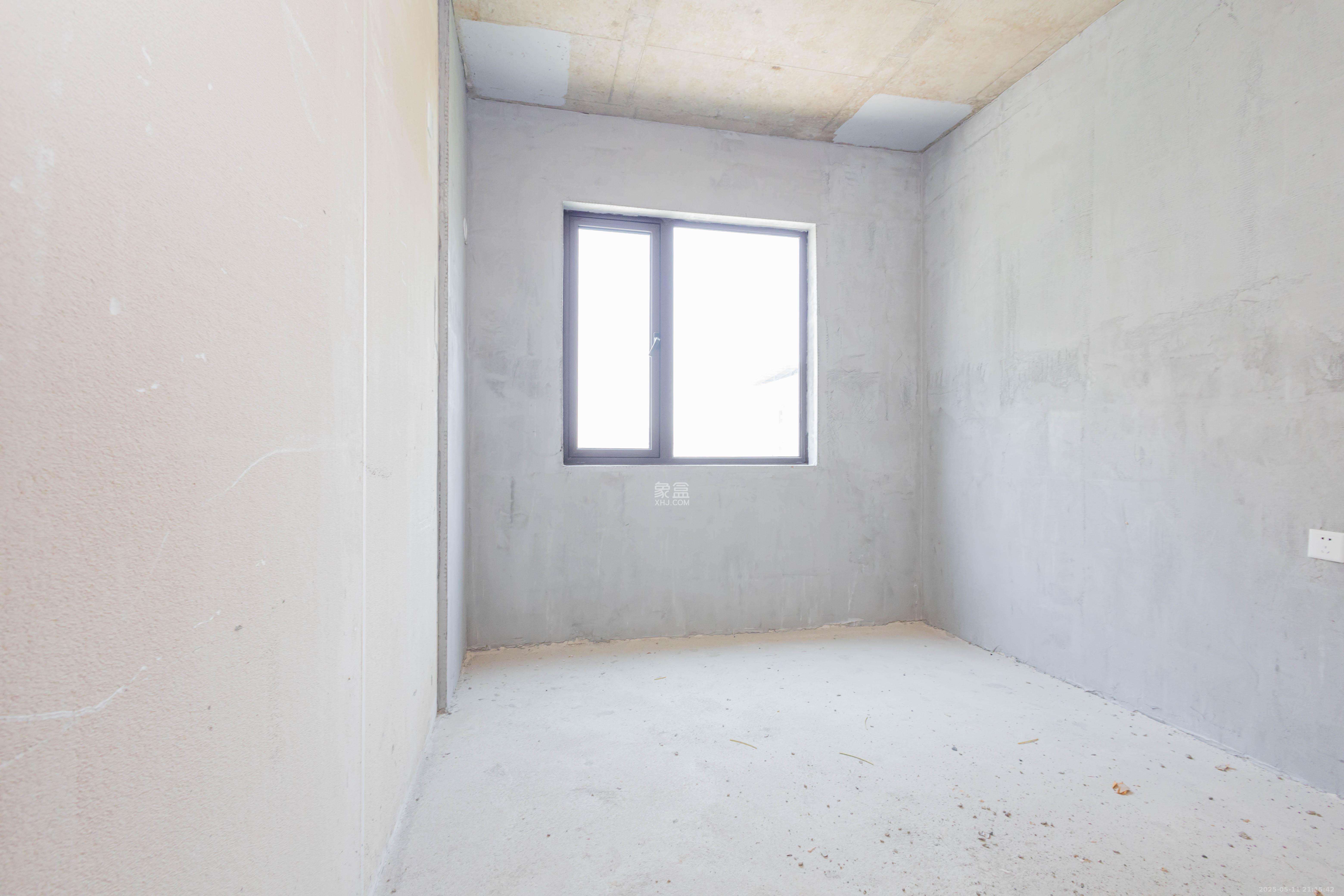 新城恒伟汇隽风华 4室2厅2卫 95.0万 新城恒伟汇隽风华 4室2厅2卫 95.0万卧室