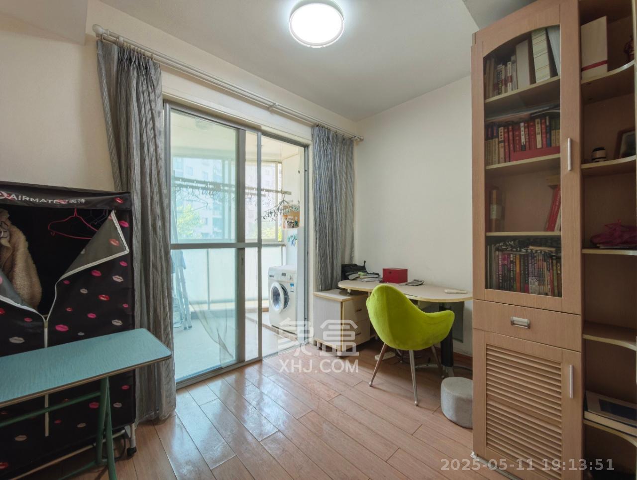 阳光100二期  1室0厅0卫    3500.0元/月室内图