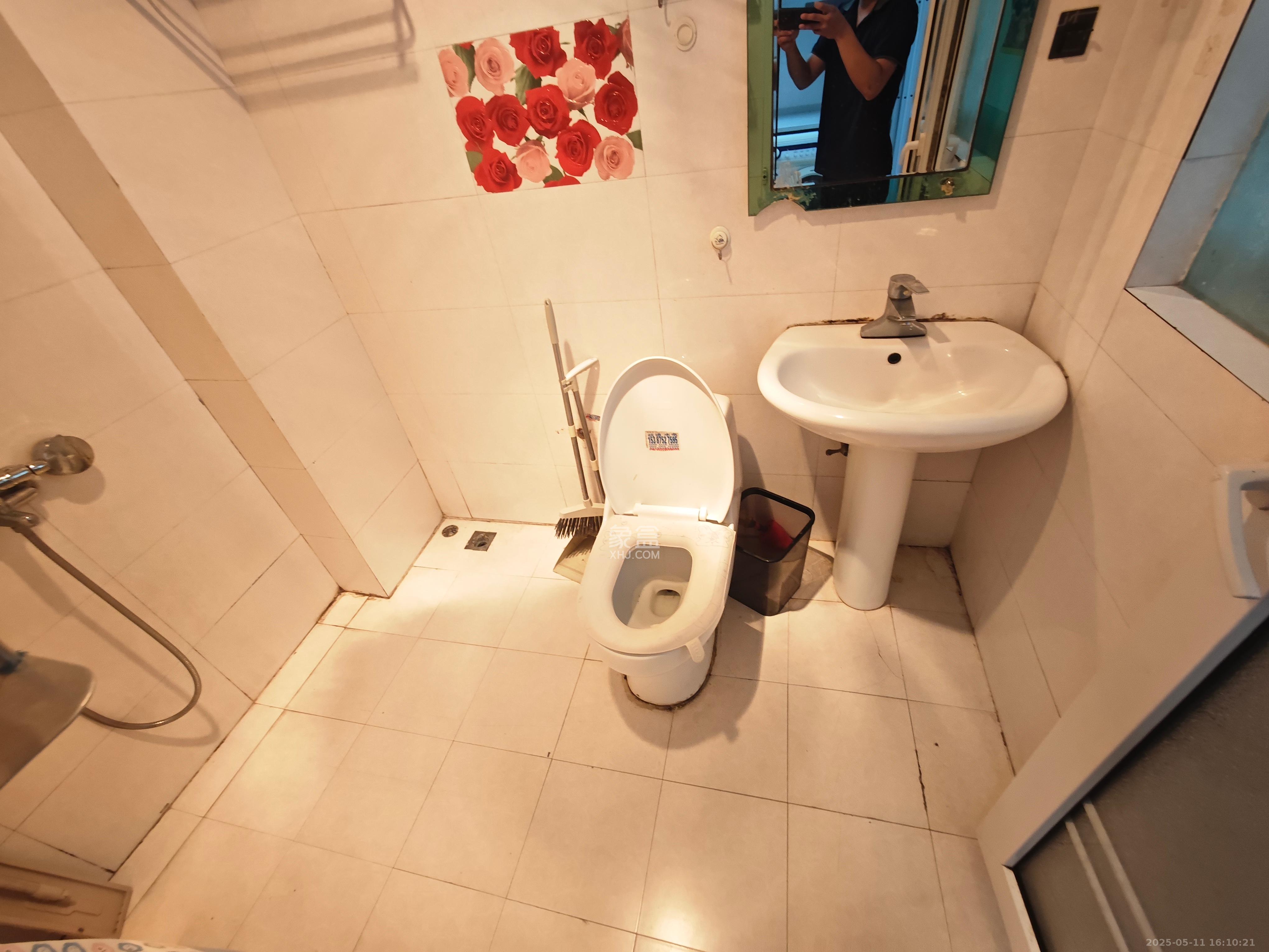 YO领域(领御大厦) 1室1厅1卫 1888.0元/月 YO领域(领御大厦) 1室1厅1卫 1888.0元/月室内图