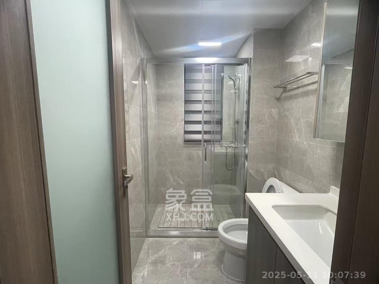 中海阅麓山二期  3室2厅2卫    3500.0元/月 中海阅麓山二期  3室2厅2卫    3500.0元/月室内图