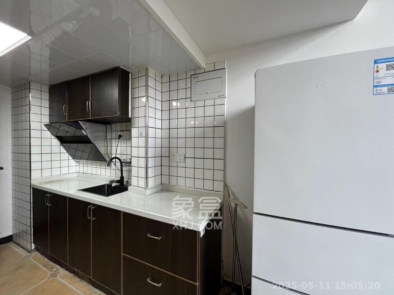 荣盛花语书苑  1室1厅1卫    2000.0元/月室内图