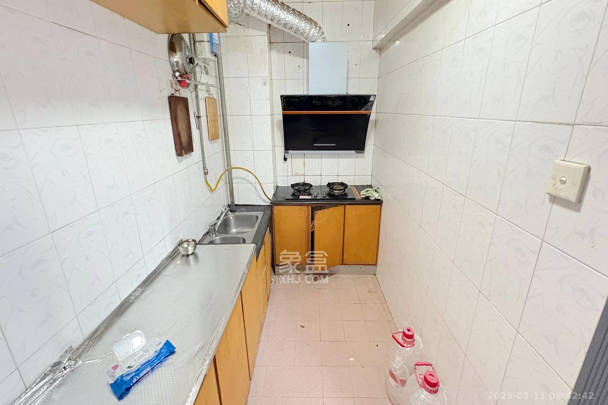 东成大厦 2室2厅1卫 2200.0元/月 东成大厦 2室2厅1卫 2200.0元/月室内图