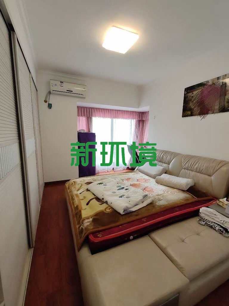 高盛澧园一二期  3室2厅2卫   69.50万客厅