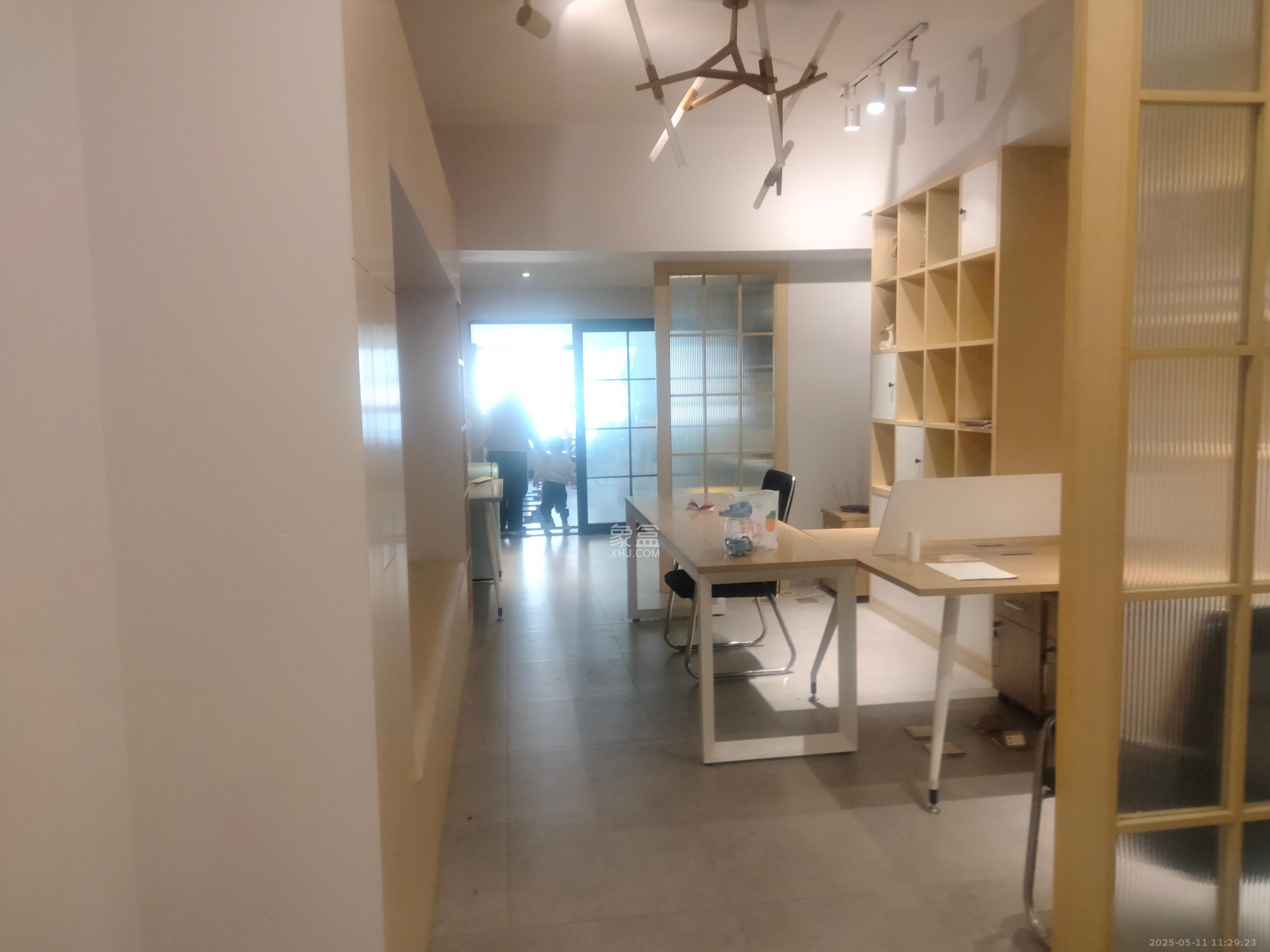 中建芙蓉嘉苑 1室1厅1卫 2000.0元/月 中建芙蓉嘉苑 1室1厅1卫 2000.0元/月室内图