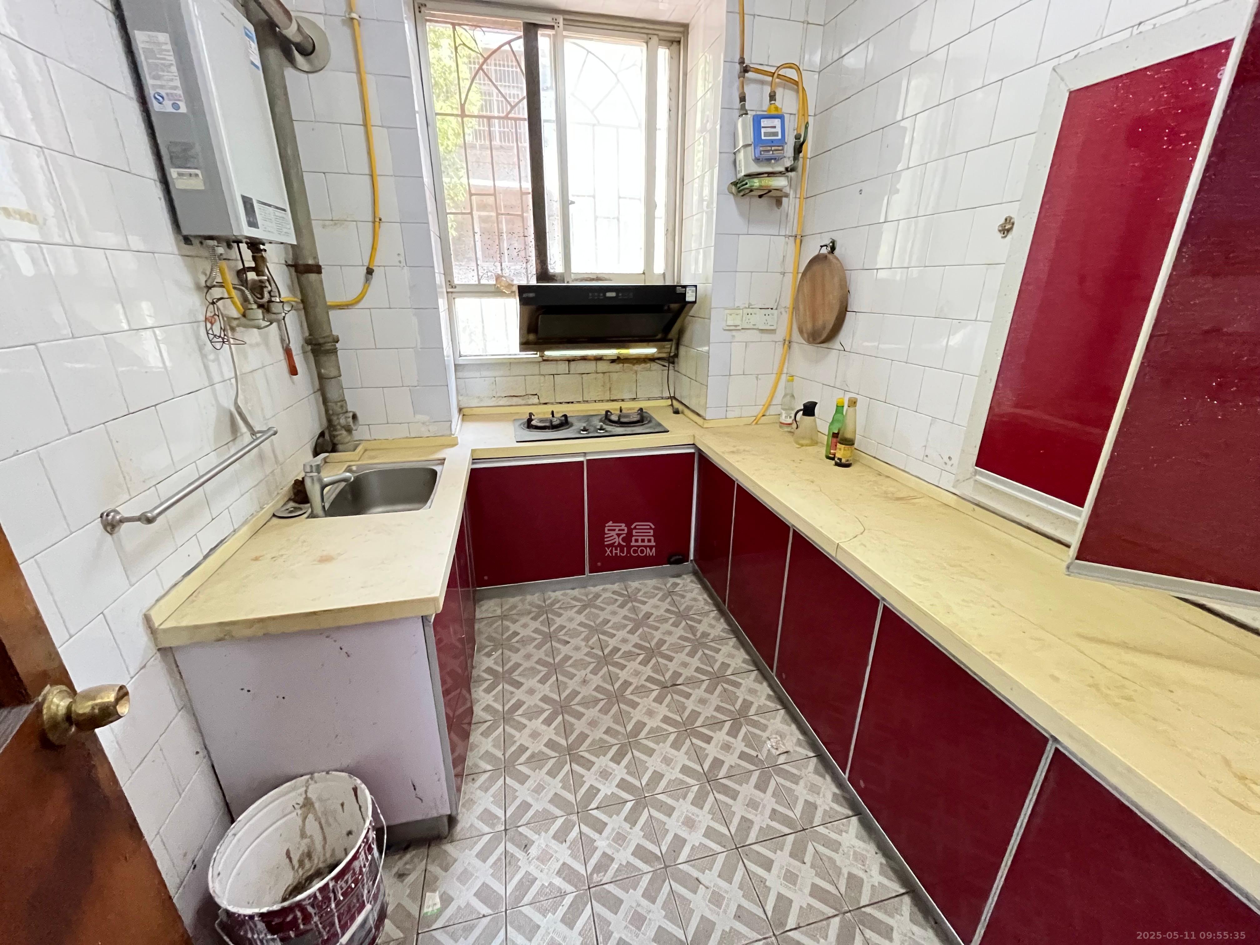 林业厅宿舍 3室2厅1卫 2200.0元/月 林业厅宿舍 3室2厅1卫 2200.0元/月室内图