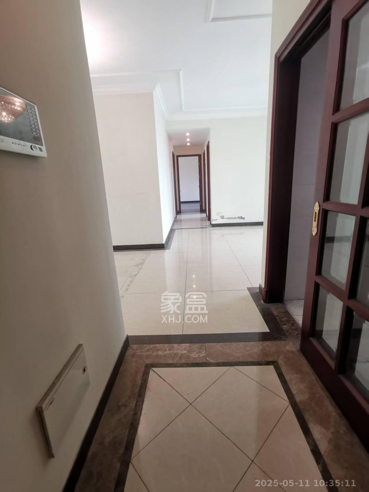 恒大绿洲 3室2厅2卫 2400.0元/月 恒大绿洲 3室2厅2卫 2400.0元/月室内图