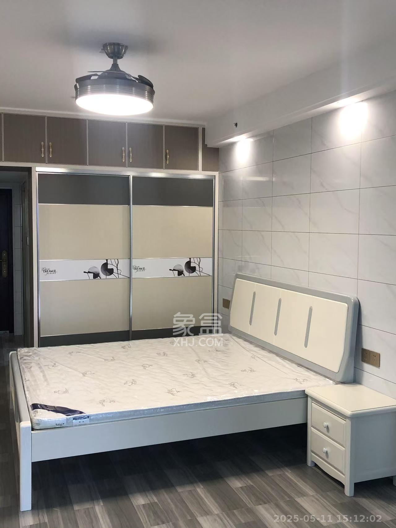 鹏程府 1室0厅0卫 2000.0元/月 鹏程府 1室0厅0卫 2000.0元/月室内图