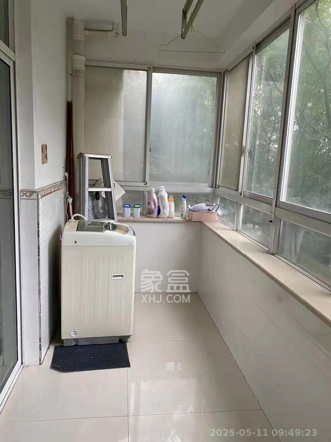 湘麓国际  4室2厅2卫   3000.00元/月室内图