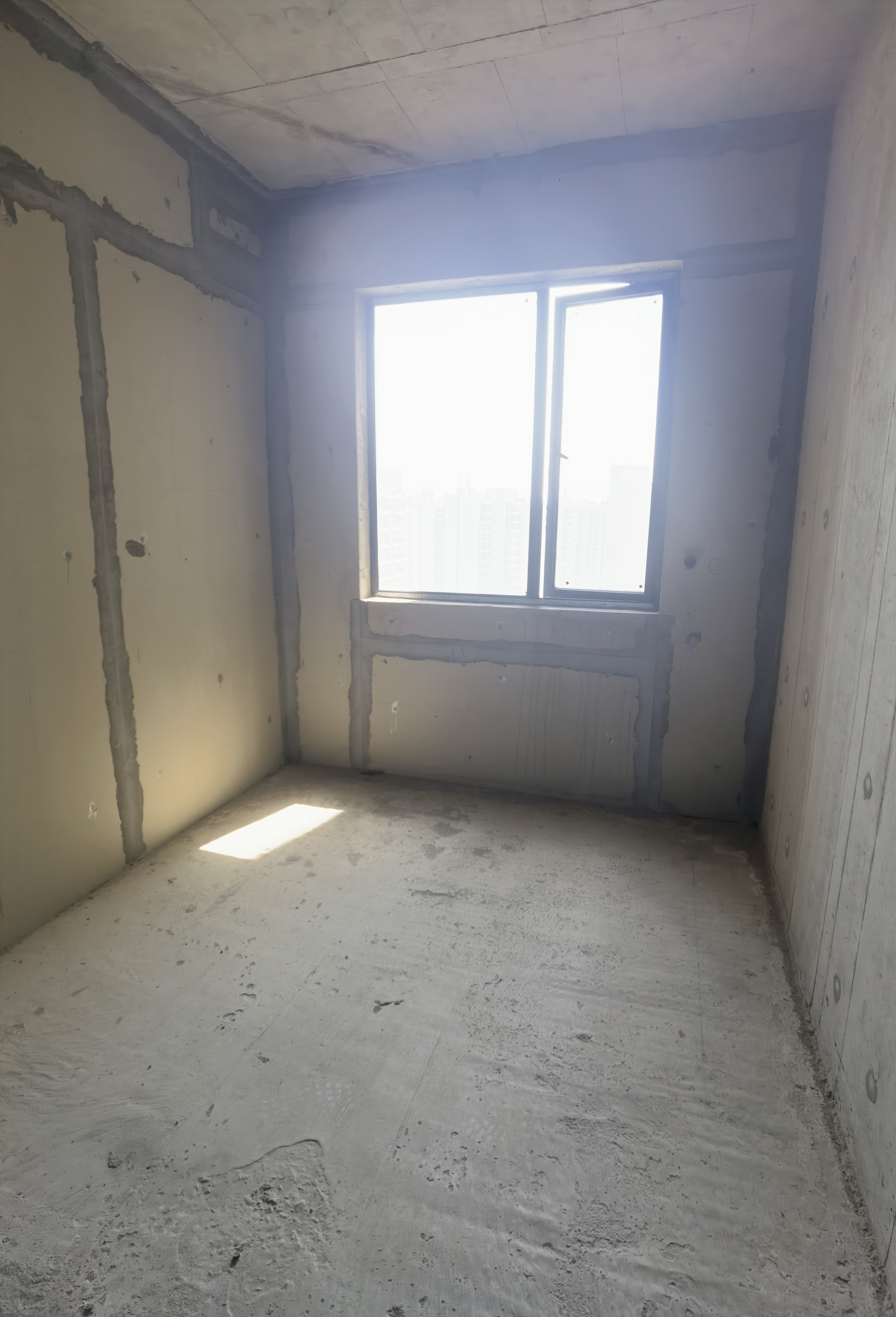 凯越湘中府 4室2厅2卫 73.8万 凯越湘中府 4室2厅2卫 73.8万客厅