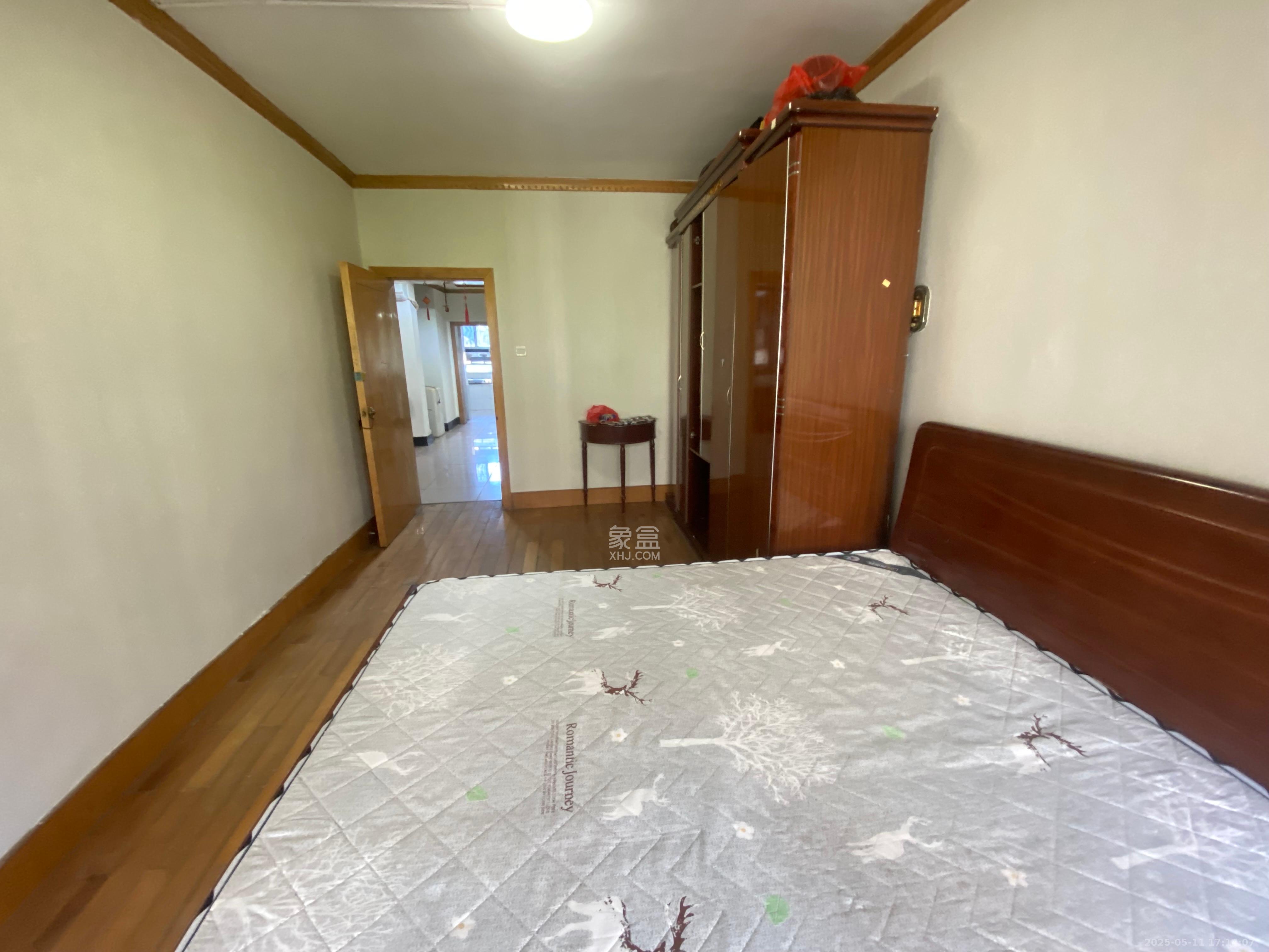 欣欣新村  2室1厅1卫   1500.00元/月室内图