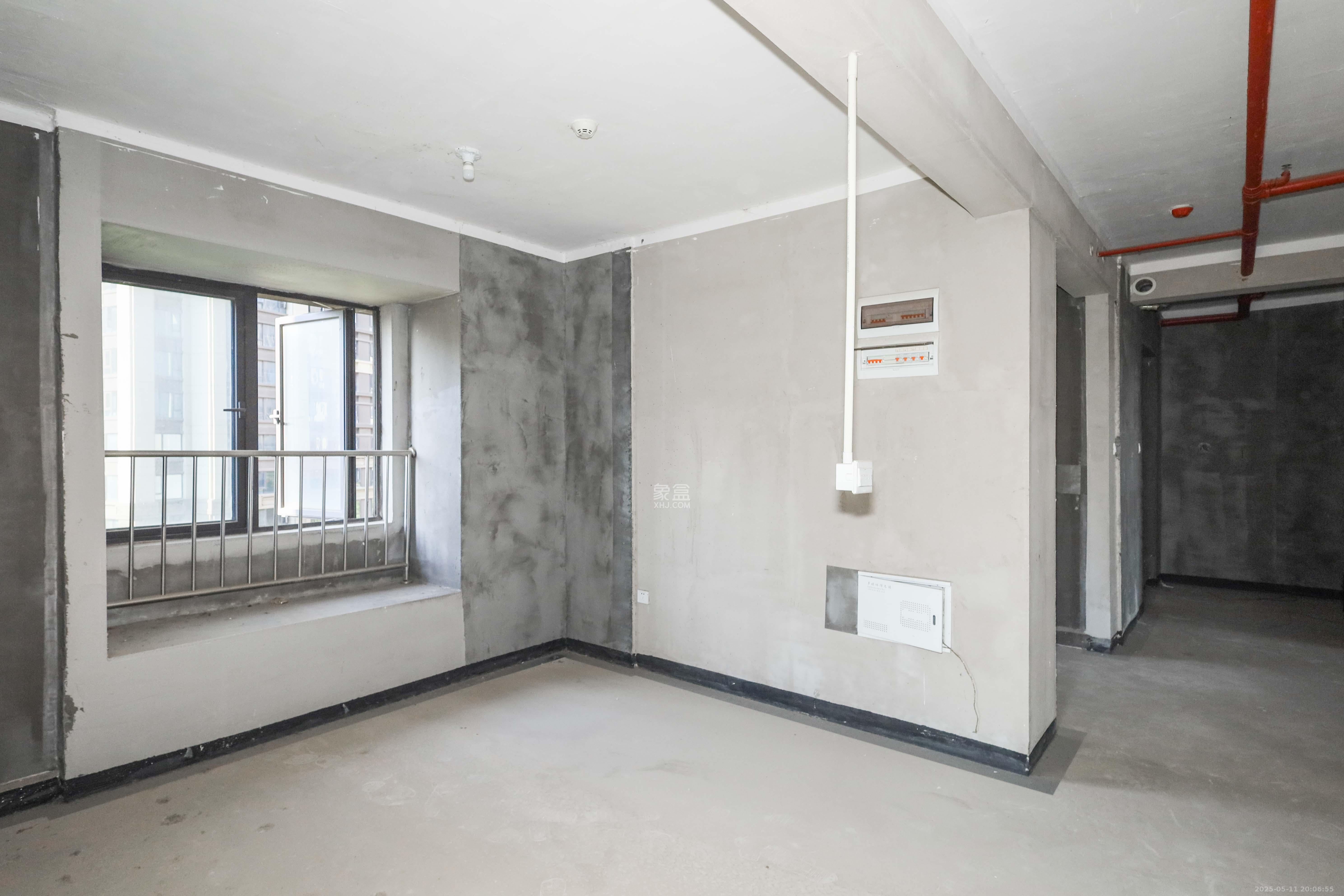 建发央著  4室2厅2卫   249.00万卧室