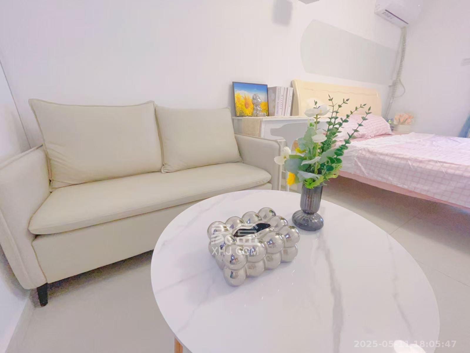 东方芙蓉 1室1厅1卫 1678.0元/月 东方芙蓉 1室1厅1卫 1678.0元/月室内图