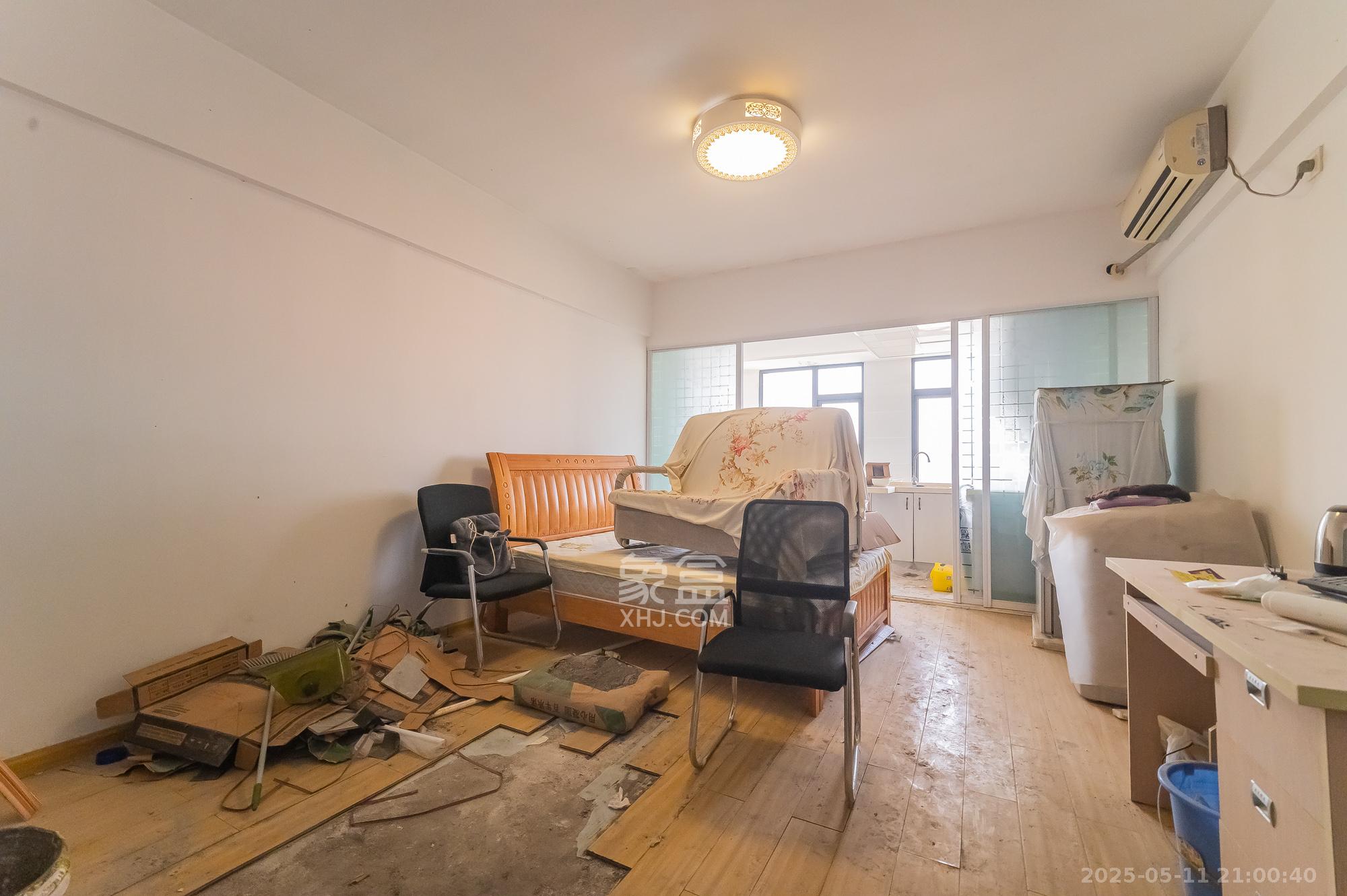 爱都(IDO)  1室1厅1卫    28.0万 爱都(IDO)  1室1厅1卫    28.0万客厅