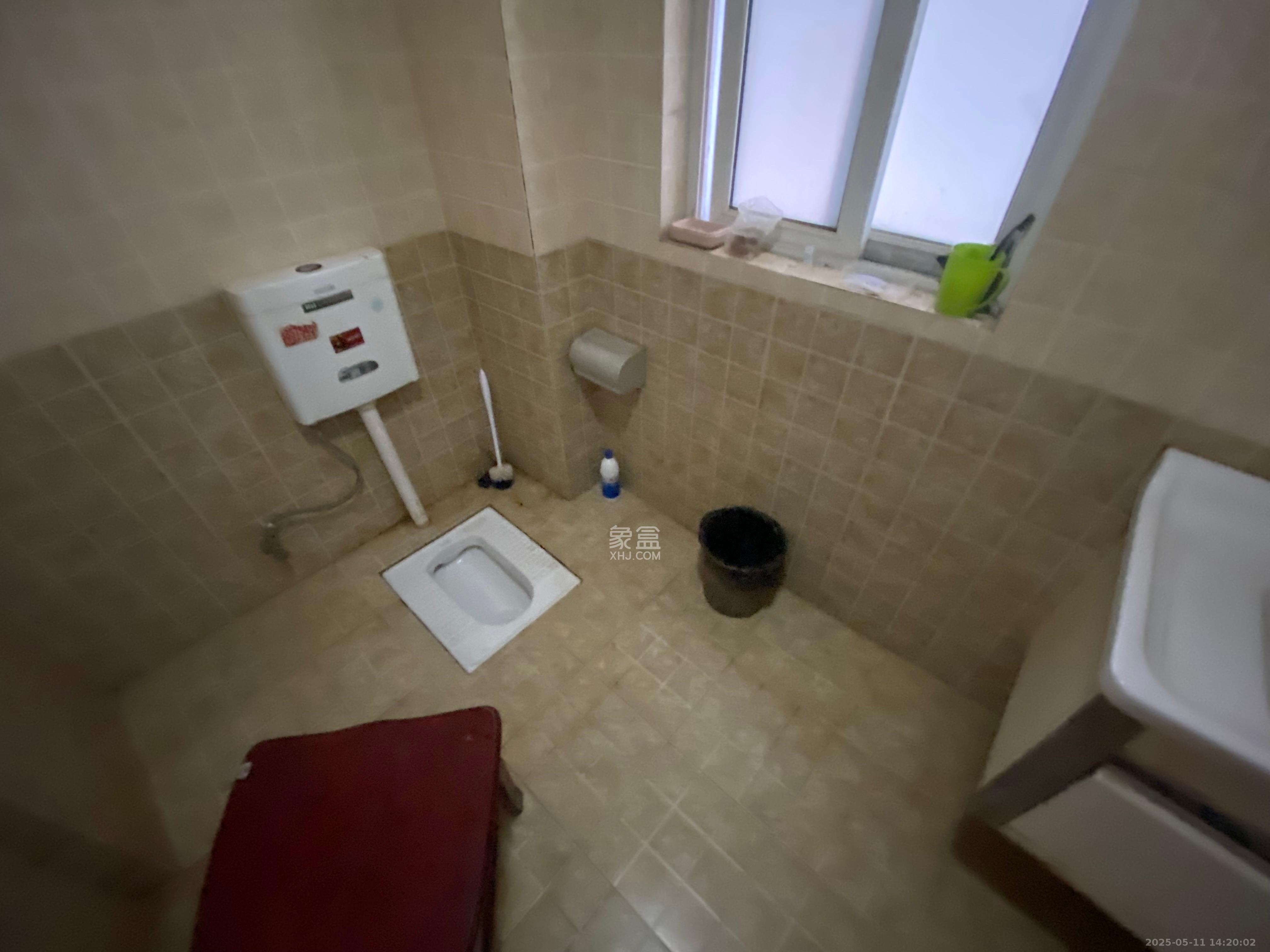 中房F联邦  3室2厅1卫    2300.0元/月室内图