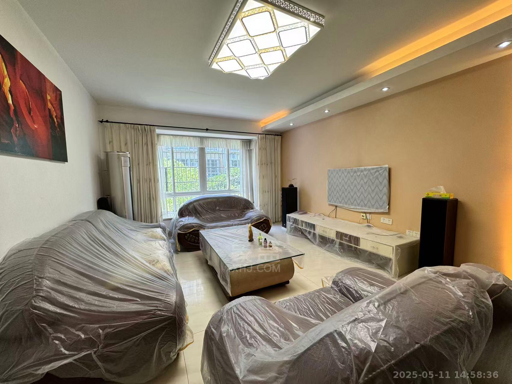 珠江丽园 4室2厅2卫 1500.0元/月 珠江丽园 4室2厅2卫 1500.0元/月室内图