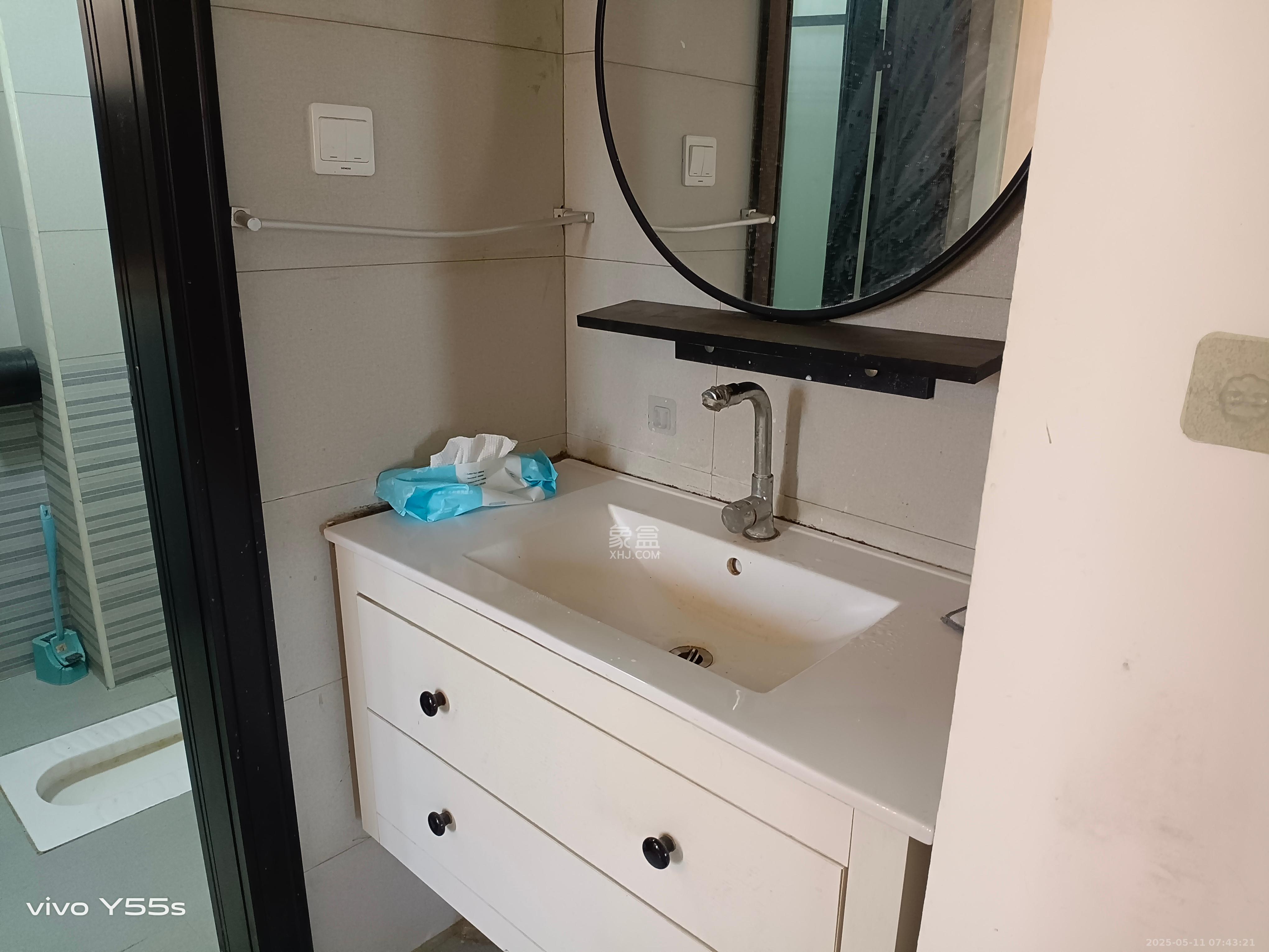 南城印象  3室2厅1卫    2300.0元/月 南城印象  3室2厅1卫    2300.0元/月室内图