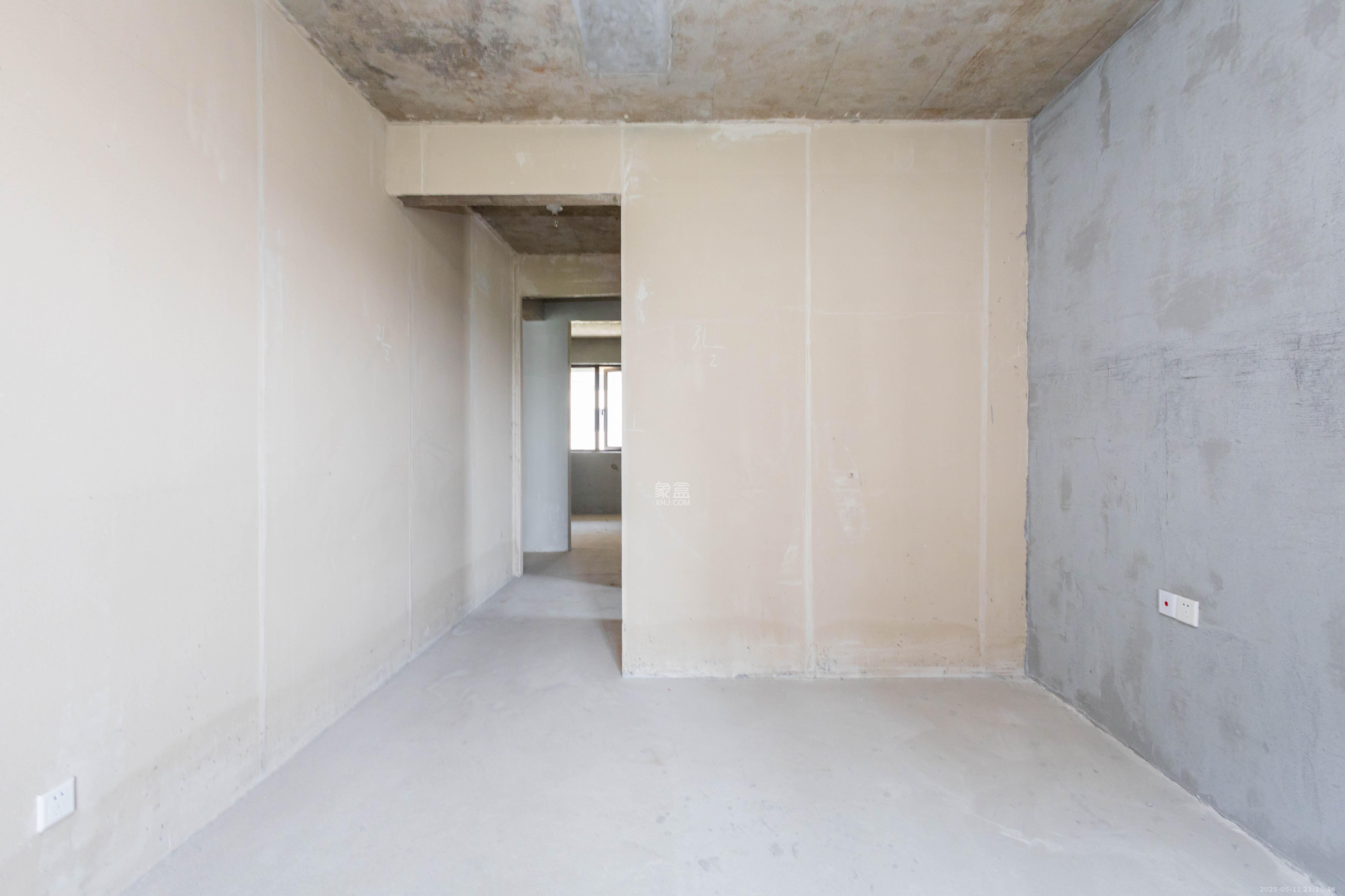 新城恒伟汇隽风华 4室2厅2卫 95.0万 新城恒伟汇隽风华 4室2厅2卫 95.0万卧室