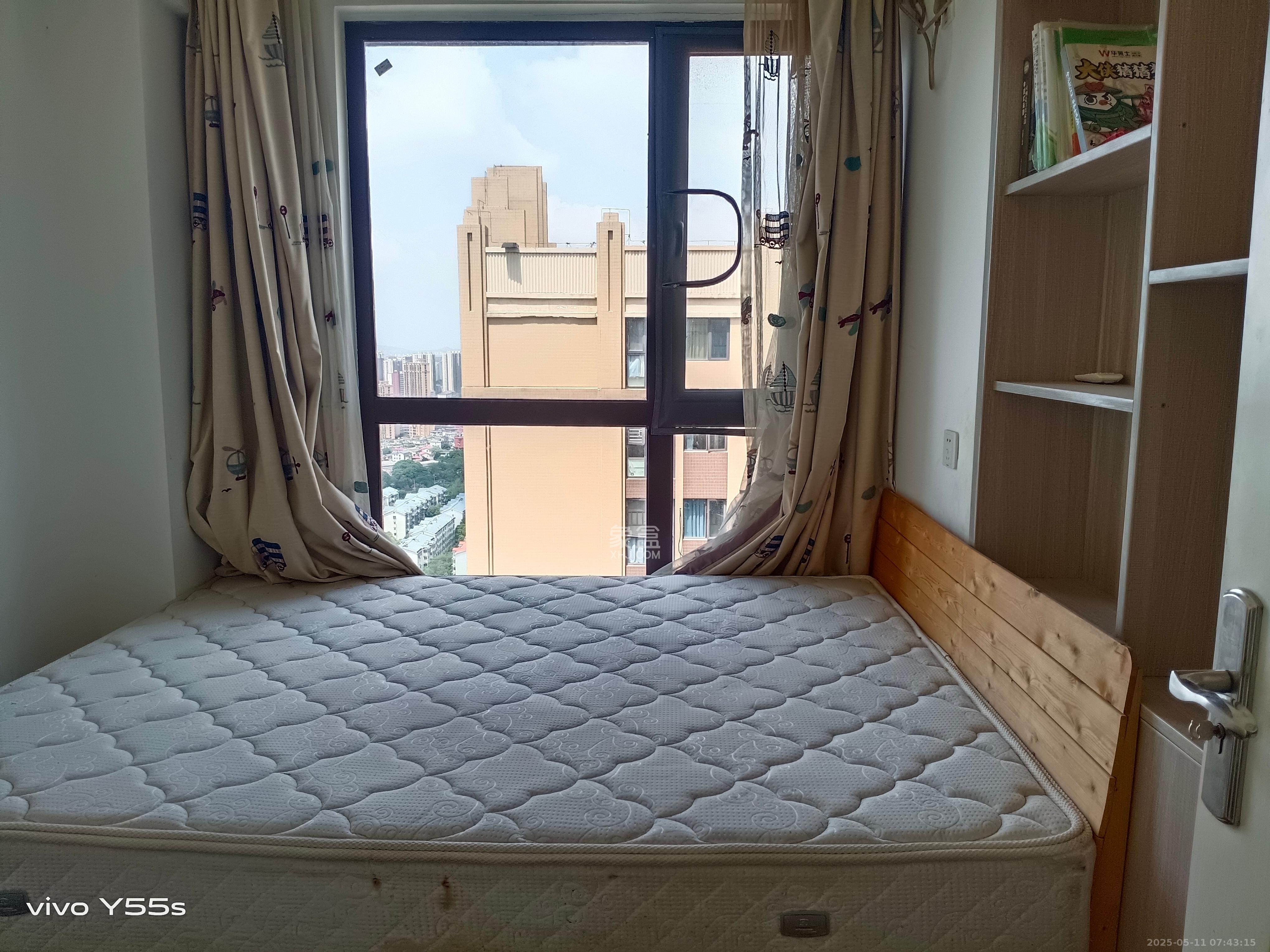 南城印象  3室2厅1卫    2300.0元/月 南城印象  3室2厅1卫    2300.0元/月室内图