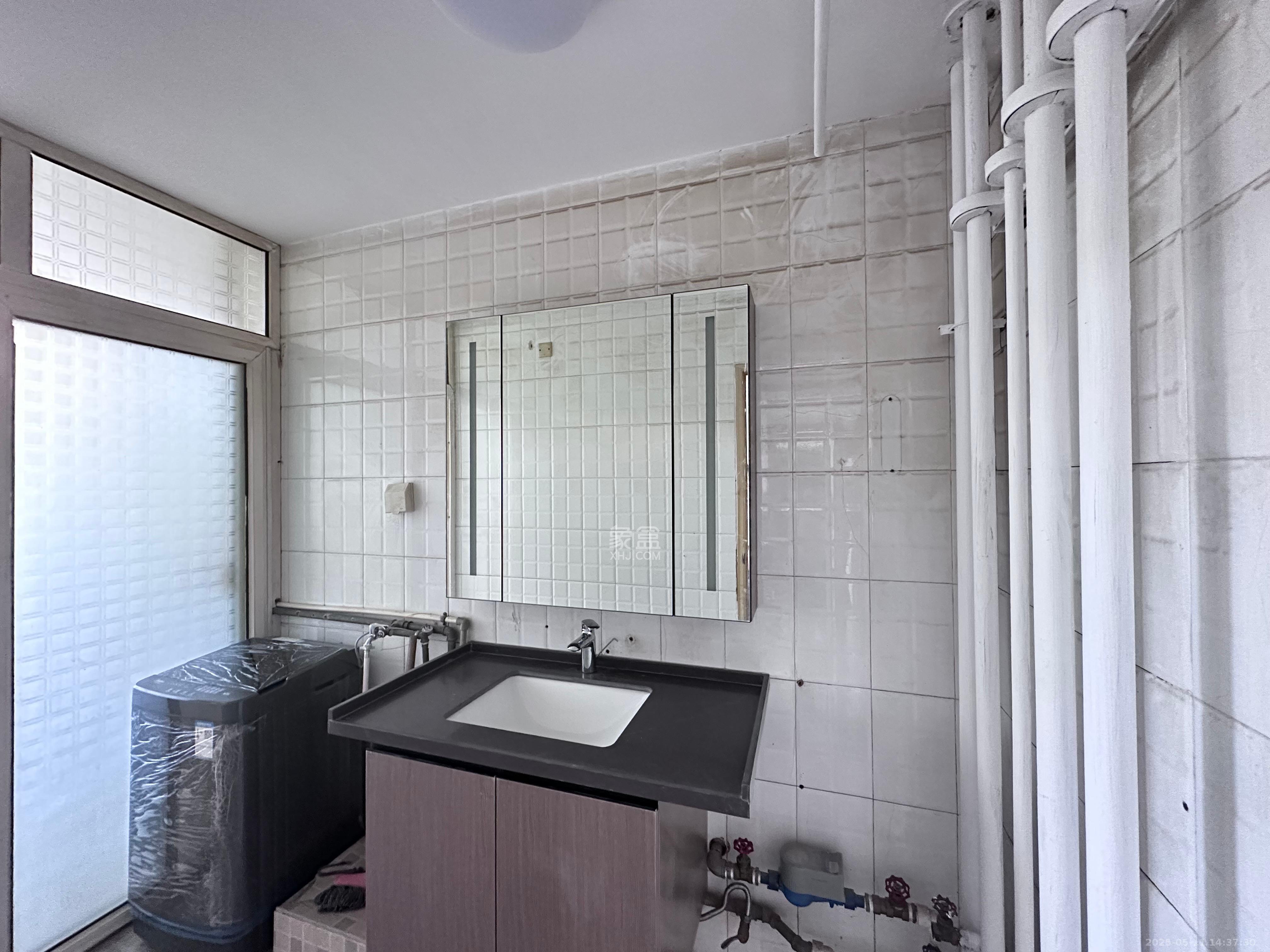 铁银电信花园  3室1厅1卫    2200.0元/月 铁银电信花园  3室1厅1卫    2200.0元/月室内图