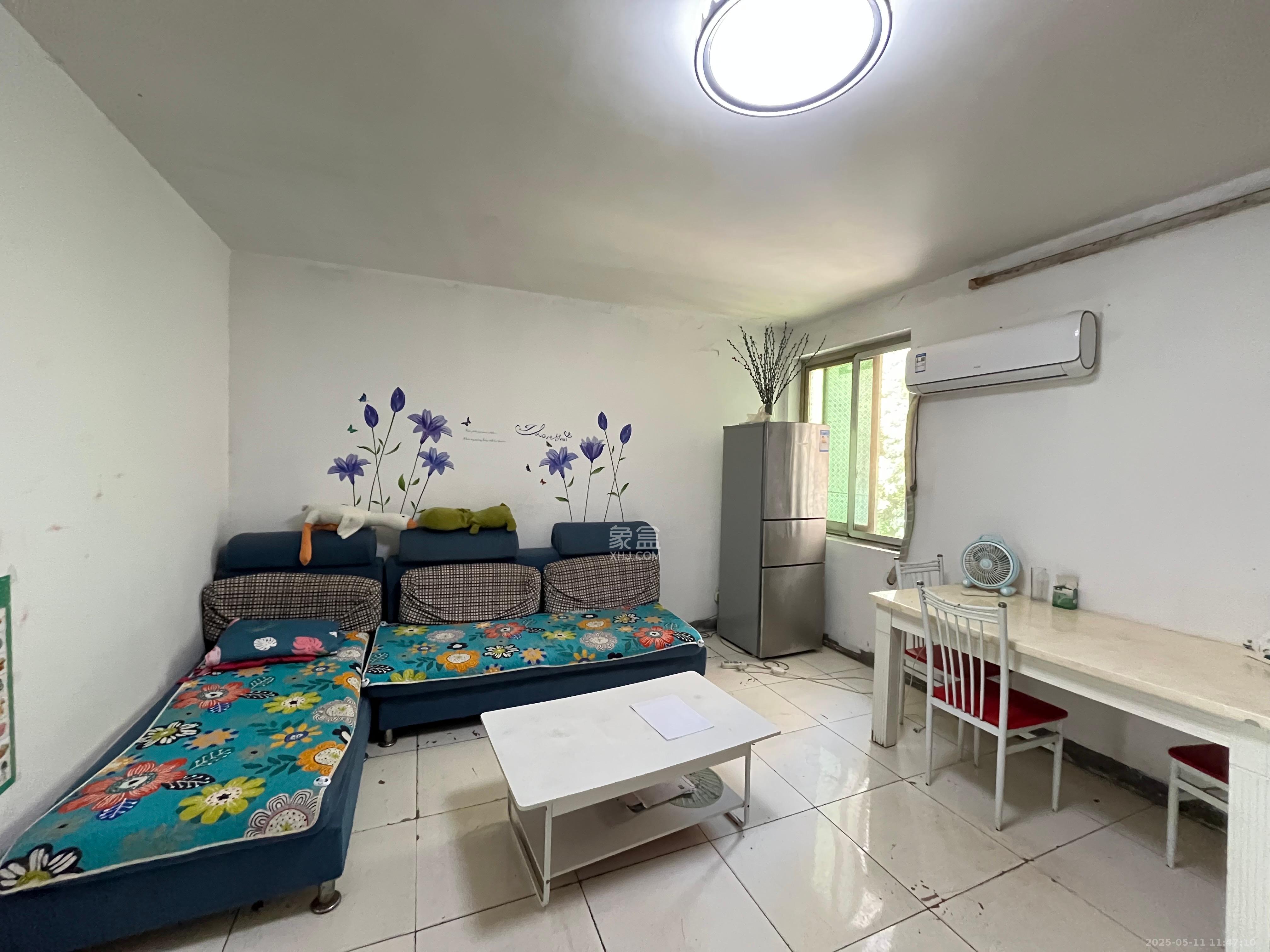 谢家冲  2室1厅1卫    1200.0元/月室内图