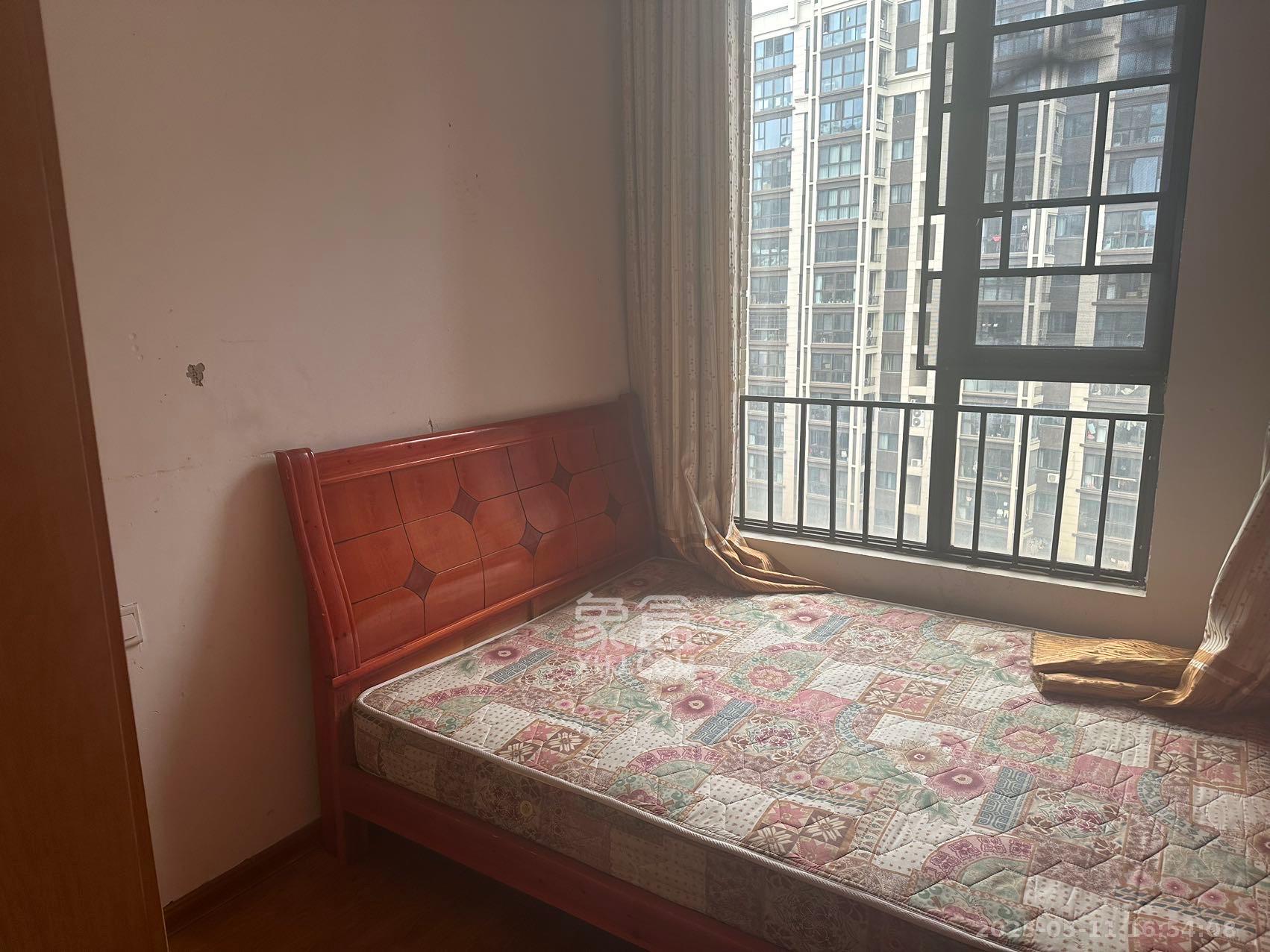 奥林匹克花园贡院三期  3室2厅1卫   2100.00元/月室内图