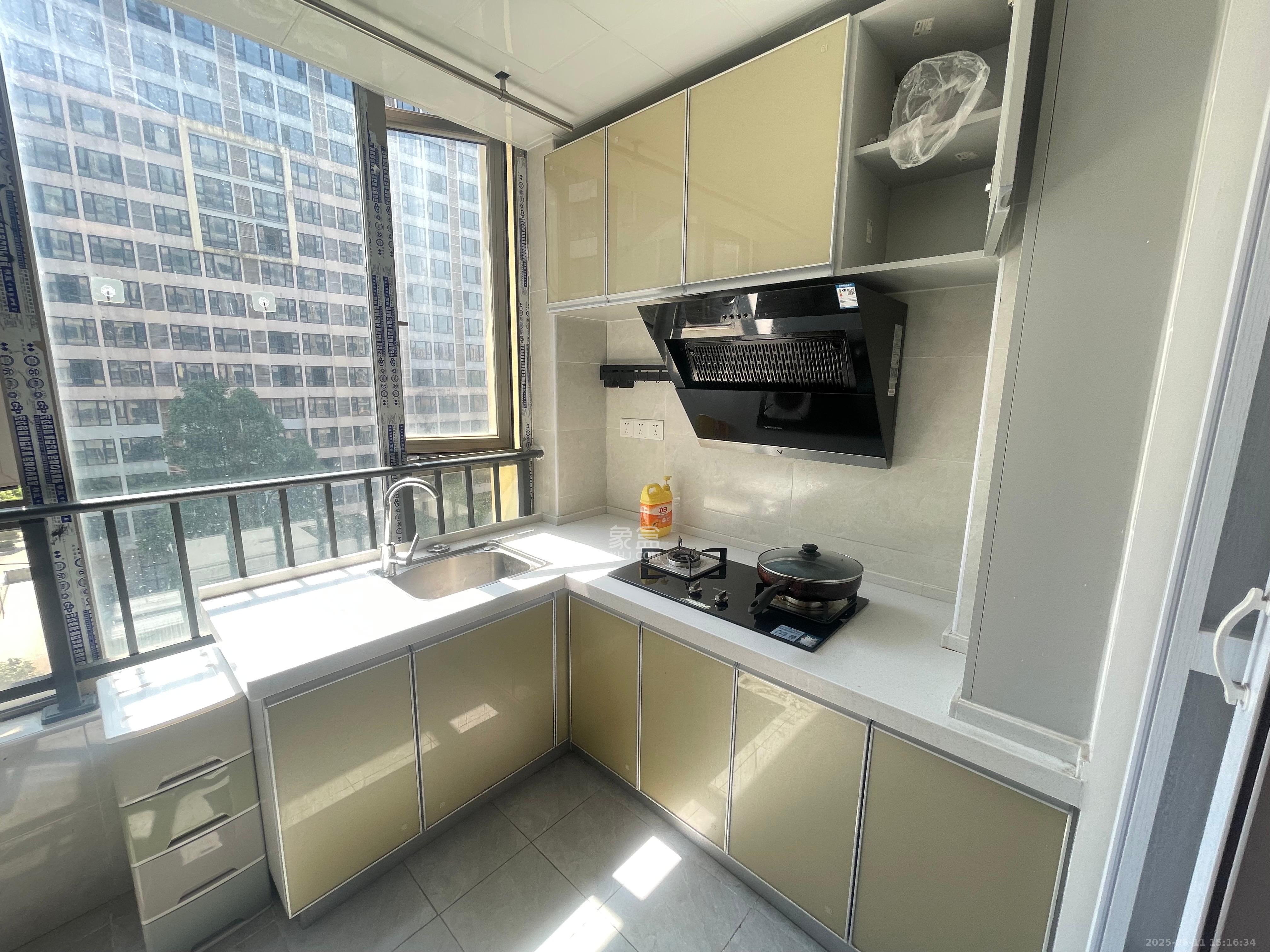 怡海星城 1室1厅1卫 1000.0元/月 怡海星城 1室1厅1卫 1000.0元/月室内图