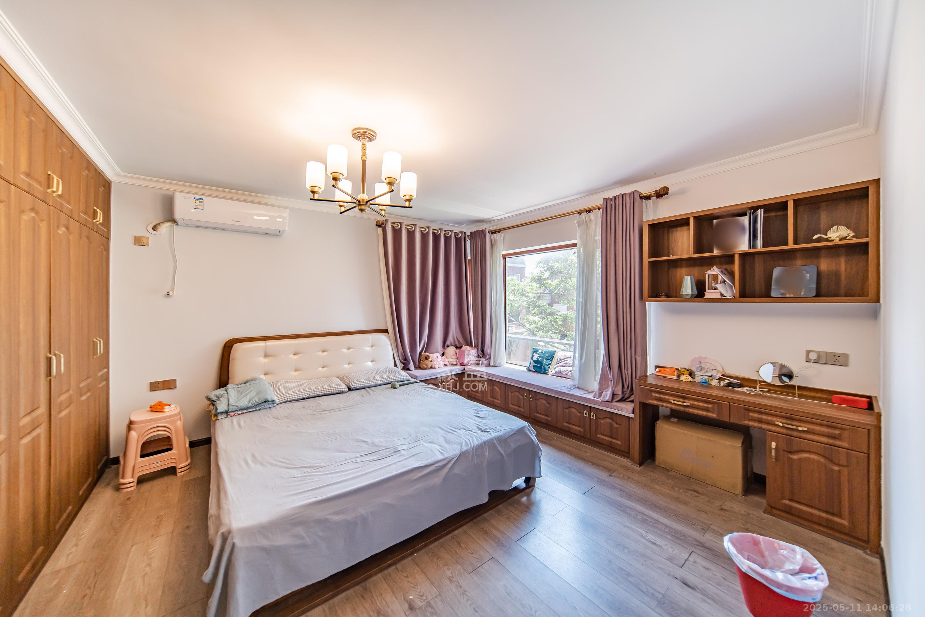 湘熙水郡(观澜海赋家园)  4室2厅2卫    167.0万 湘熙水郡(观澜海赋家园)  4室2厅2卫    167.0万卧室