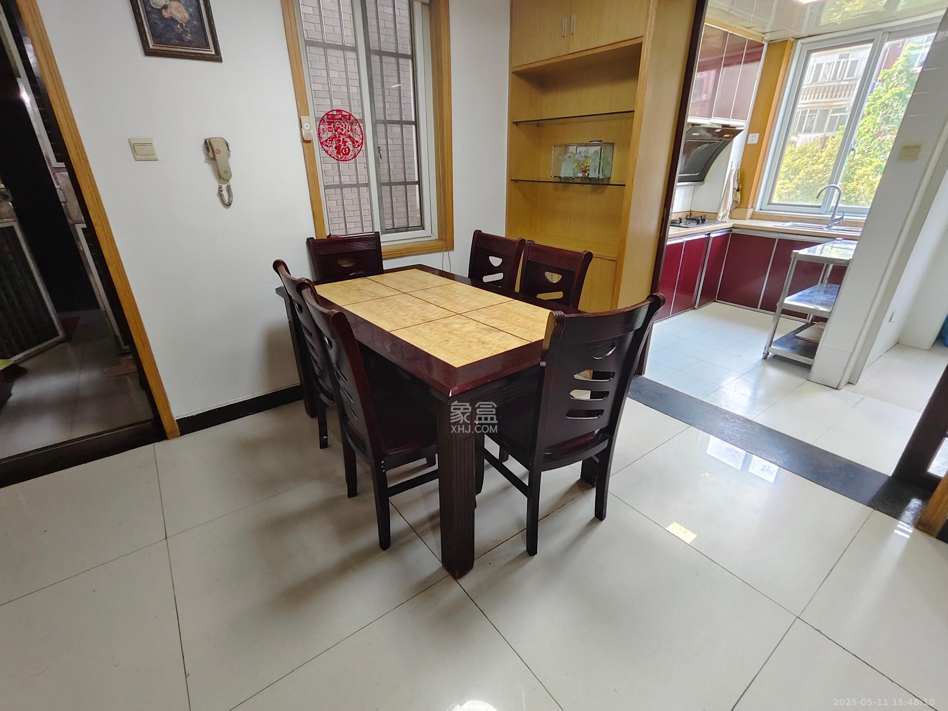 丽星景园  3室2厅1卫   2600.00元/月室内图