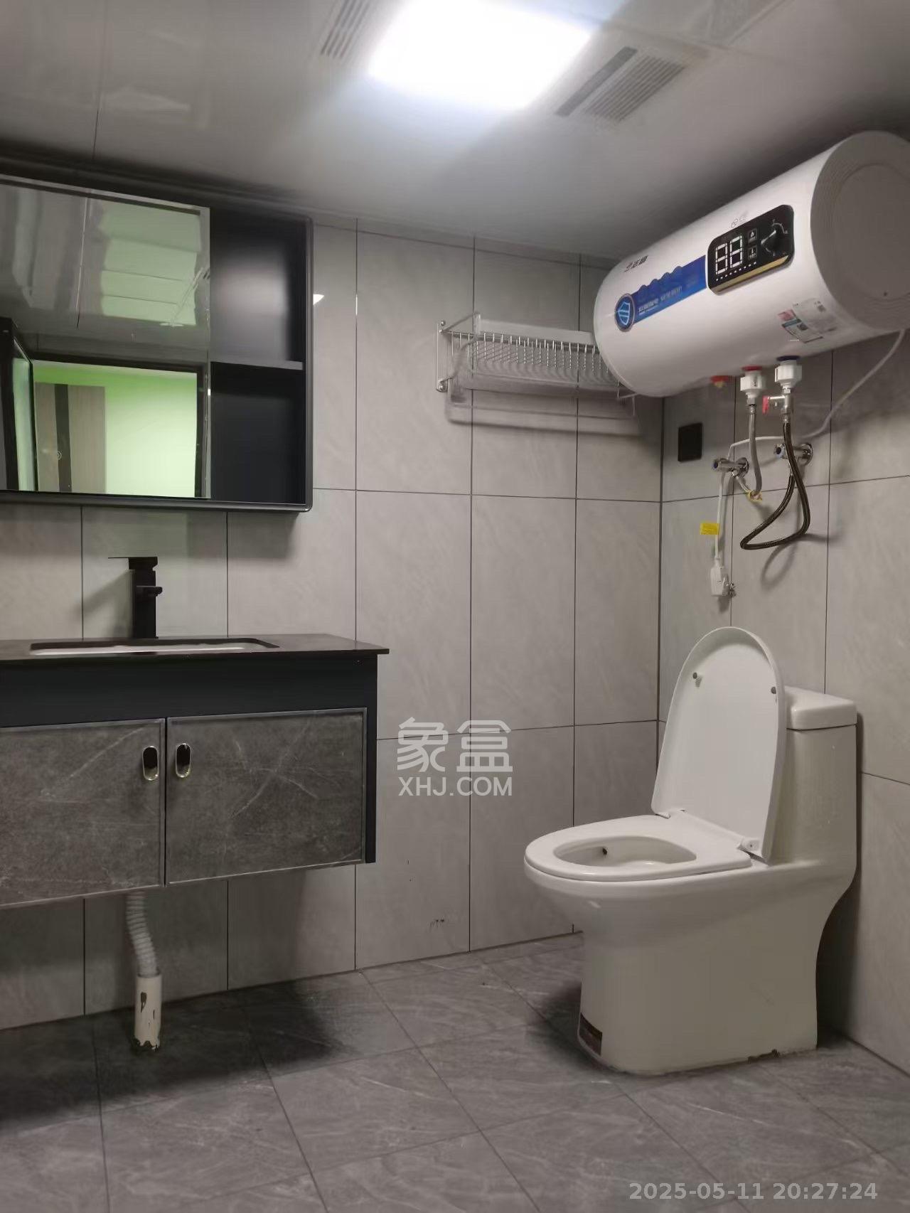 长房时代小镇  1室1厅1卫   1500.00元/月室内图