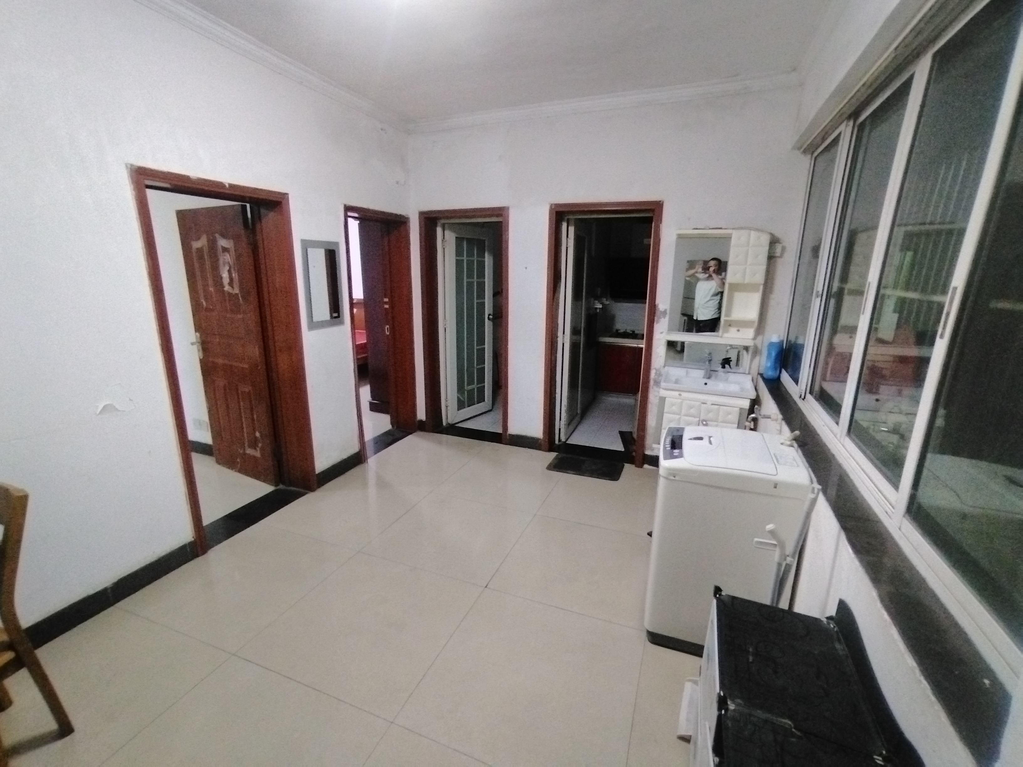 丁字街散盘 3室2厅1卫 800.0元/月 丁字街散盘 3室2厅1卫 800.0元/月室内图