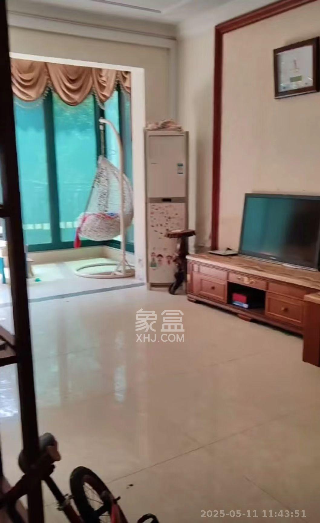 恒大城  4室2厅2卫    2300.0元/月 恒大城  4室2厅2卫    2300.0元/月