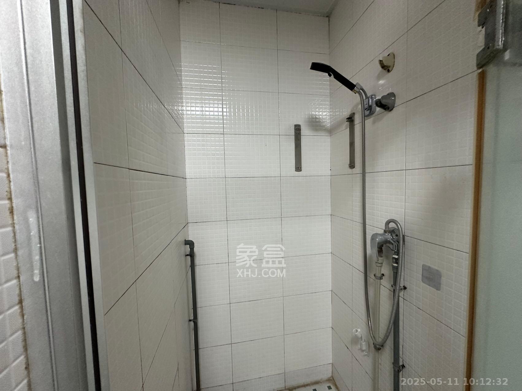 泰时三湘金地  1室1厅1卫   1100.00元/月室内图
