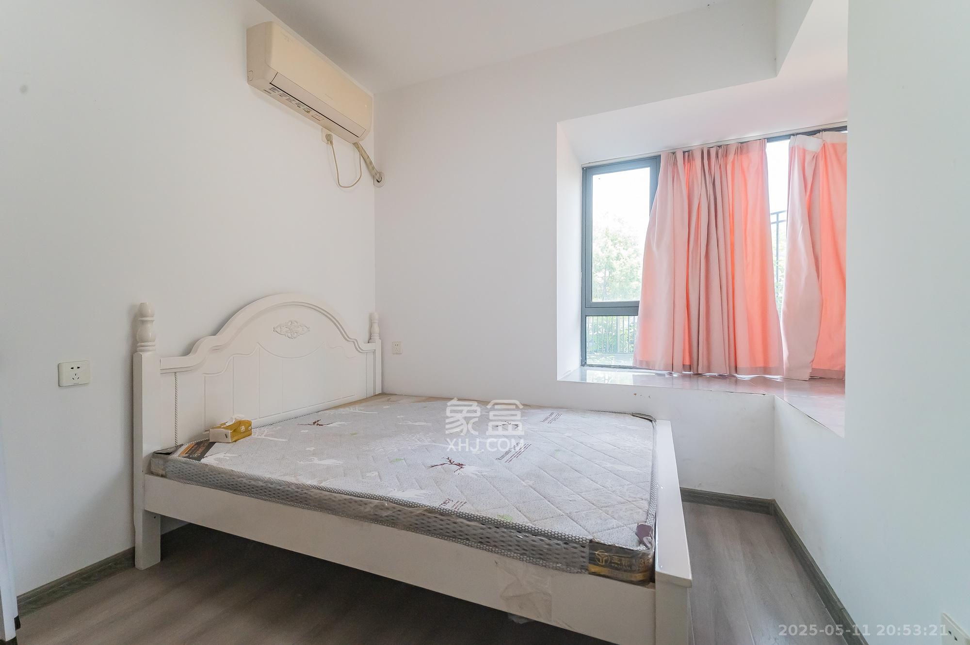 中建悦和城  3室2厅1卫    80.0万 中建悦和城  3室2厅1卫    80.0万卧室