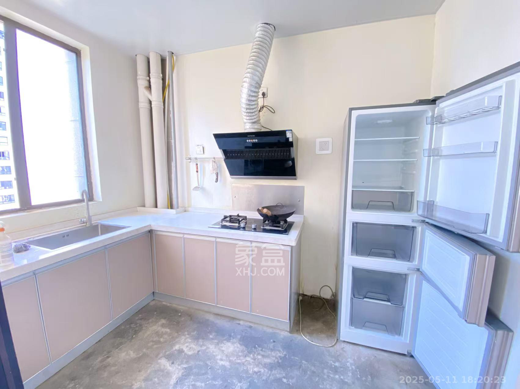 金茂梅溪湖  3室2厅1卫    2600.0元/月室内图