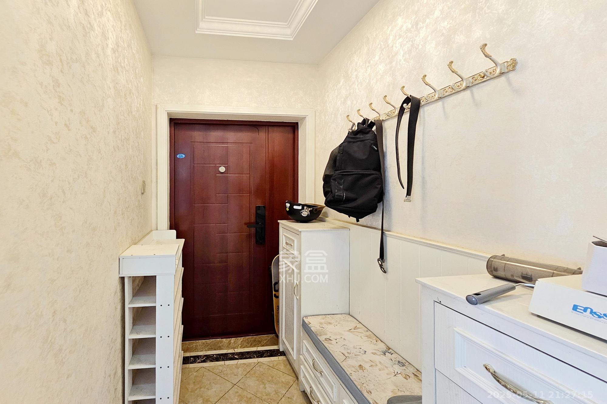 东城港 3室2厅2卫 125.0万 东城港 3室2厅2卫 125.0万其他