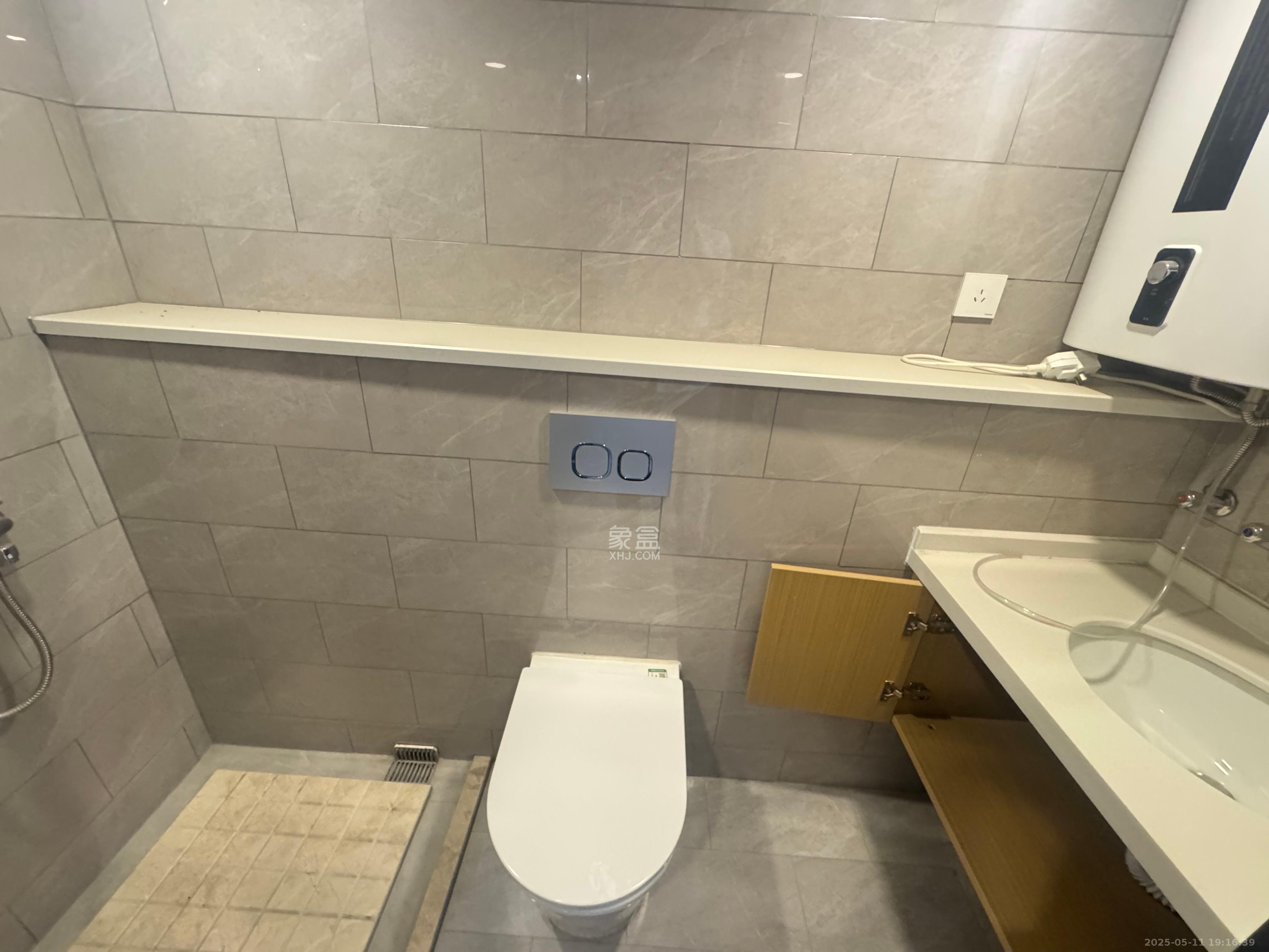 敬天广场 1室1厅1卫 2900.0元/月 敬天广场 1室1厅1卫 2900.0元/月室内图