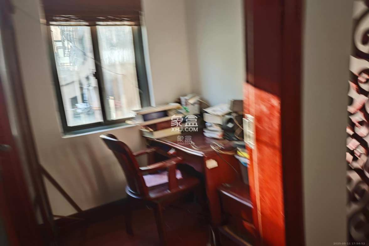 中城丽景香山园 4室2厅2卫 4200.0元/月 中城丽景香山园 4室2厅2卫 4200.0元/月室内图