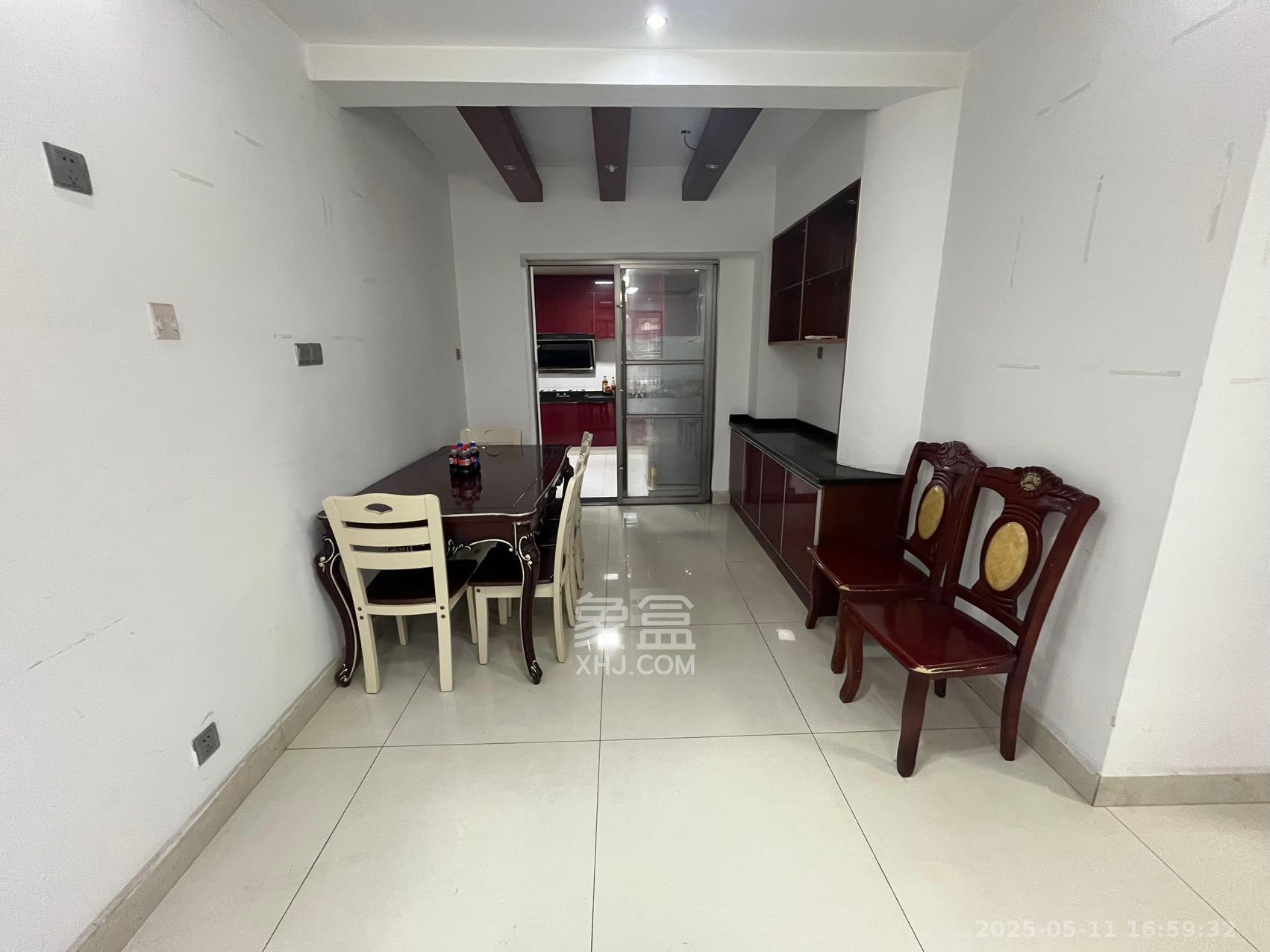 上河国际C区  4室2厅2卫    3200.0元/月 上河国际C区  4室2厅2卫    3200.0元/月室内图