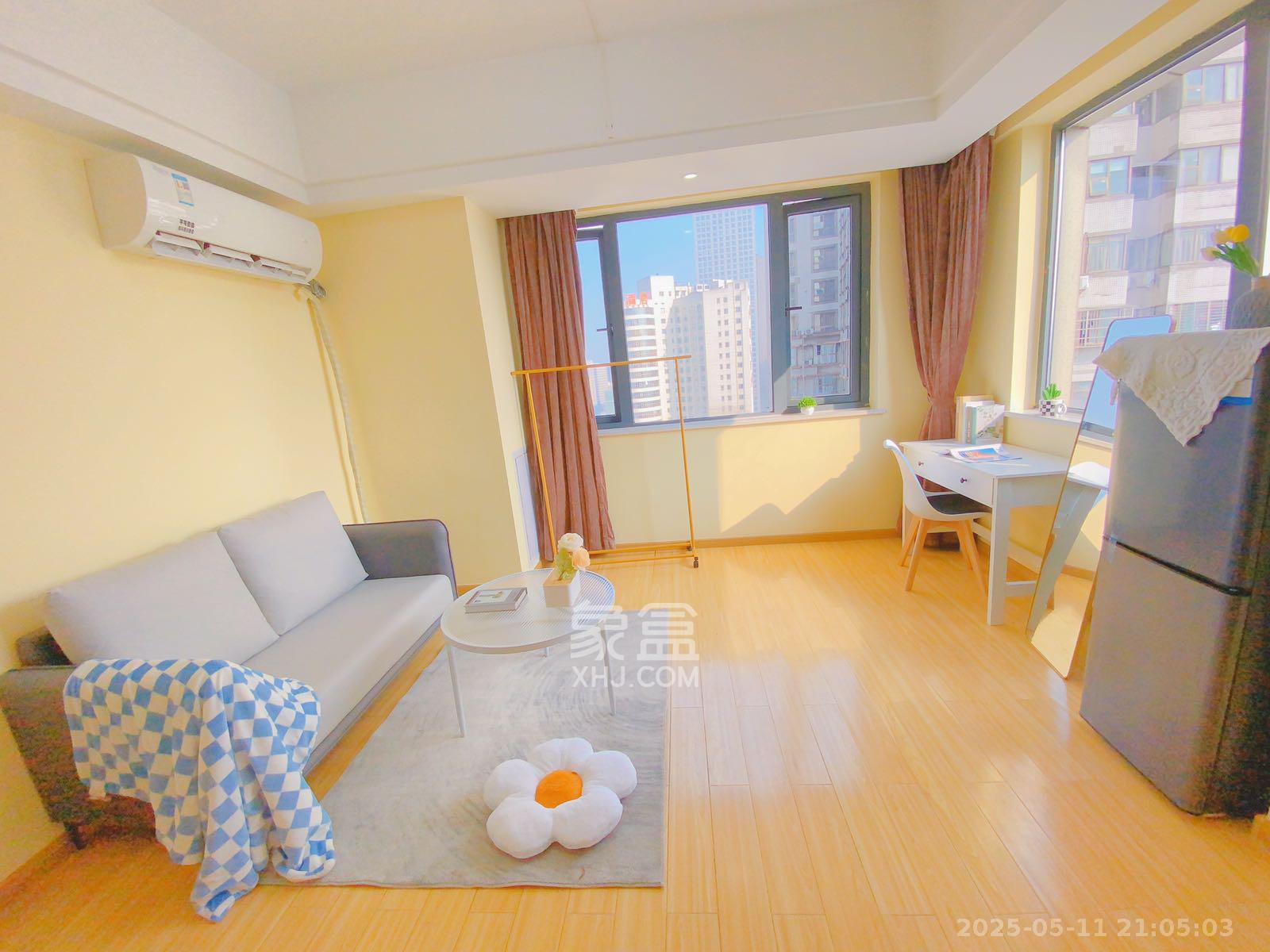 众东国际  1室0厅0卫    2400.0元/月 众东国际  1室0厅0卫    2400.0元/月室内图