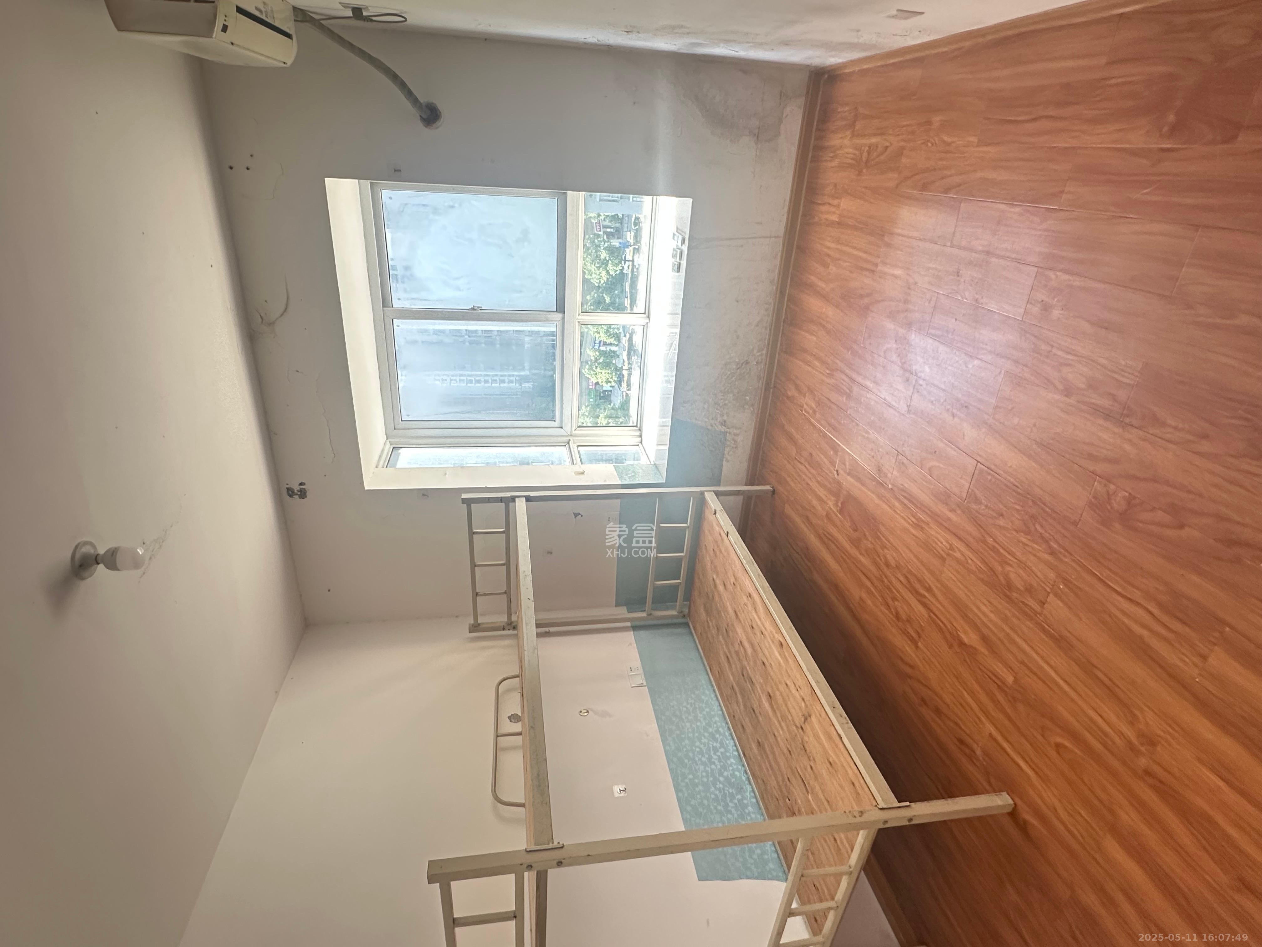 骑龙安置小区 1室0厅0卫 1800.0元/月 骑龙安置小区 1室0厅0卫 1800.0元/月室内图