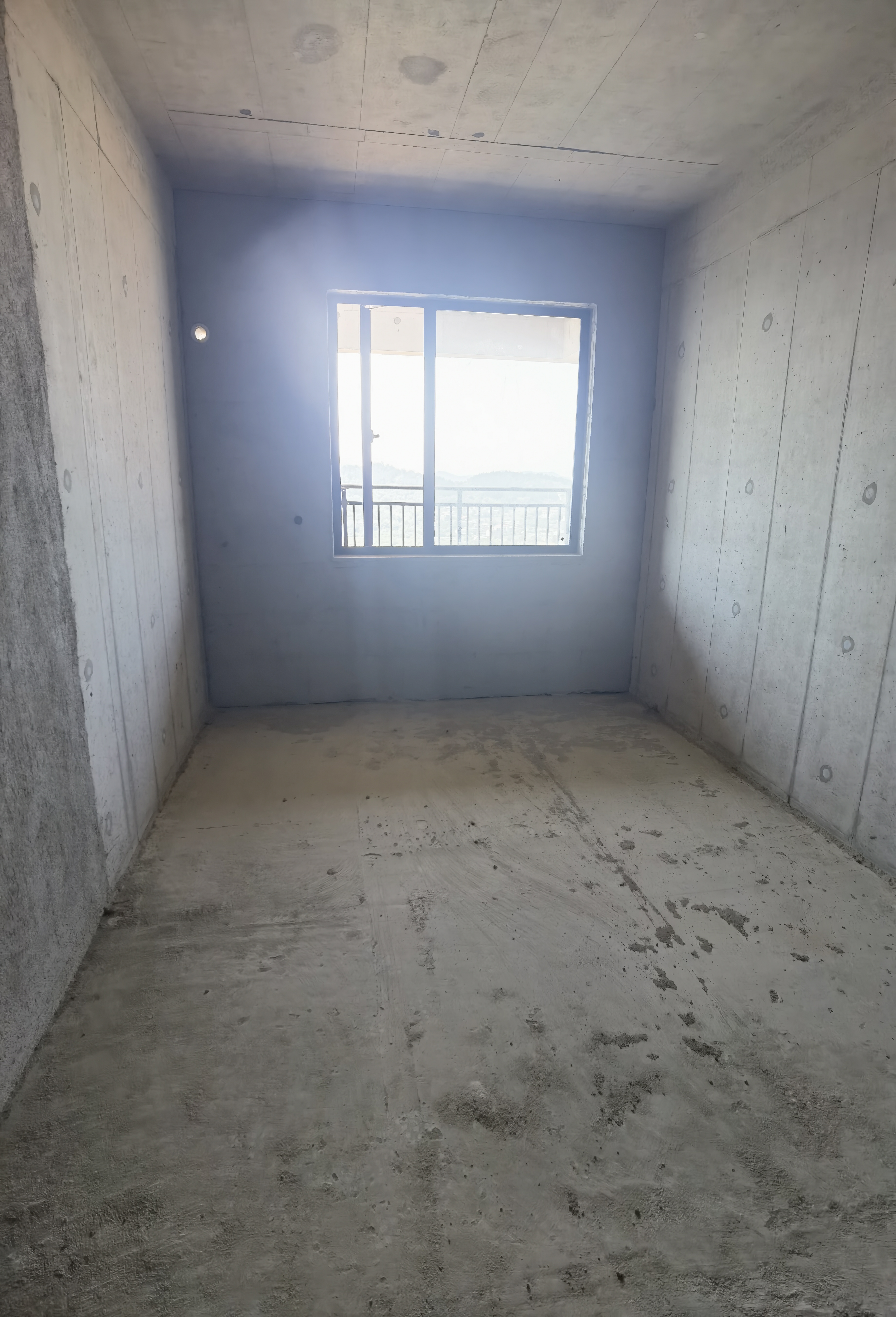 凯越湘中府 4室2厅2卫 73.8万 凯越湘中府 4室2厅2卫 73.8万客厅