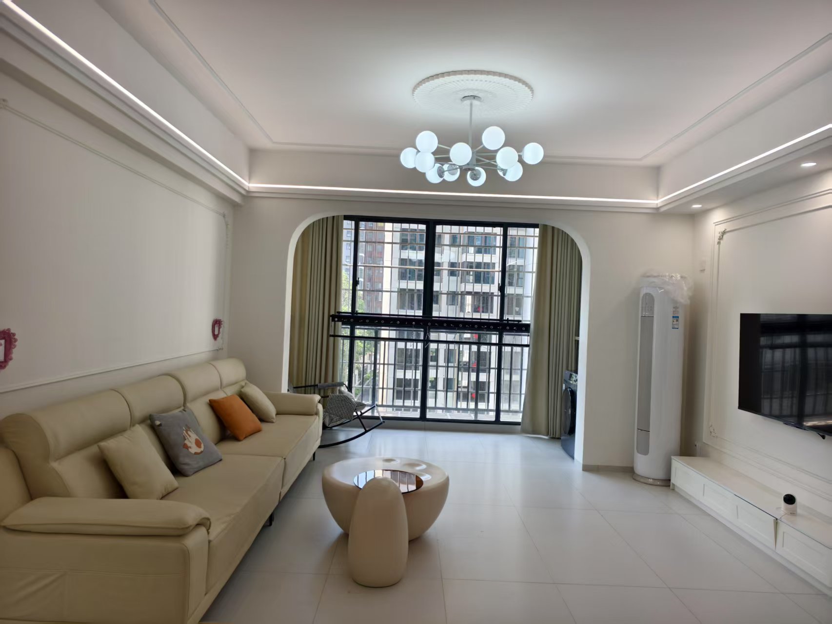 书香名邸二期:SOHO银座 2室2厅1卫 1700.0元/月 书香名邸二期:SOHO银座 2室2厅1卫 1700.0元/月室内图