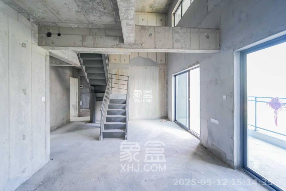 佳兆业城市广场 3室2厅2卫 1000.0元/月 佳兆业城市广场 3室2厅2卫 1000.0元/月室内图