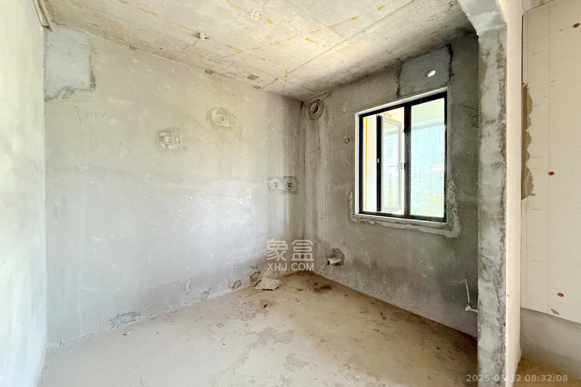 阳光城联利悦澜府  4室2厅2卫    122.0万 阳光城联利悦澜府  4室2厅2卫    122.0万厨房