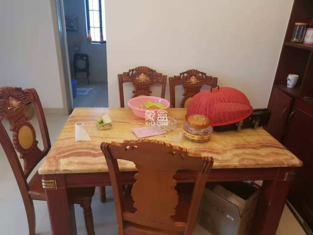 香格里拉 3室0厅0卫 2000.0元/月 香格里拉 3室0厅0卫 2000.0元/月室内图