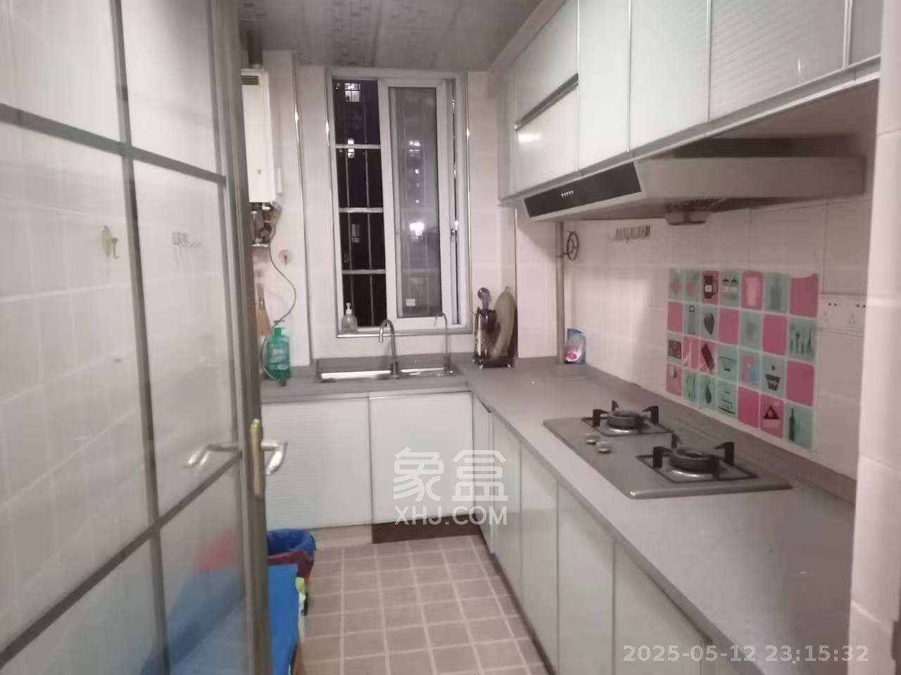鑫科明珠  2室1厅1卫   2100.00元/月室内图