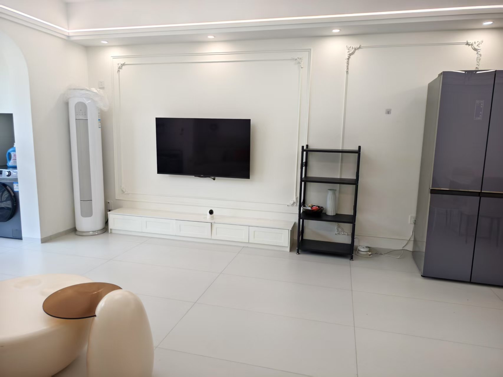 书香名邸二期:SOHO银座 2室2厅1卫 1700.0元/月 书香名邸二期:SOHO银座 2室2厅1卫 1700.0元/月室内图